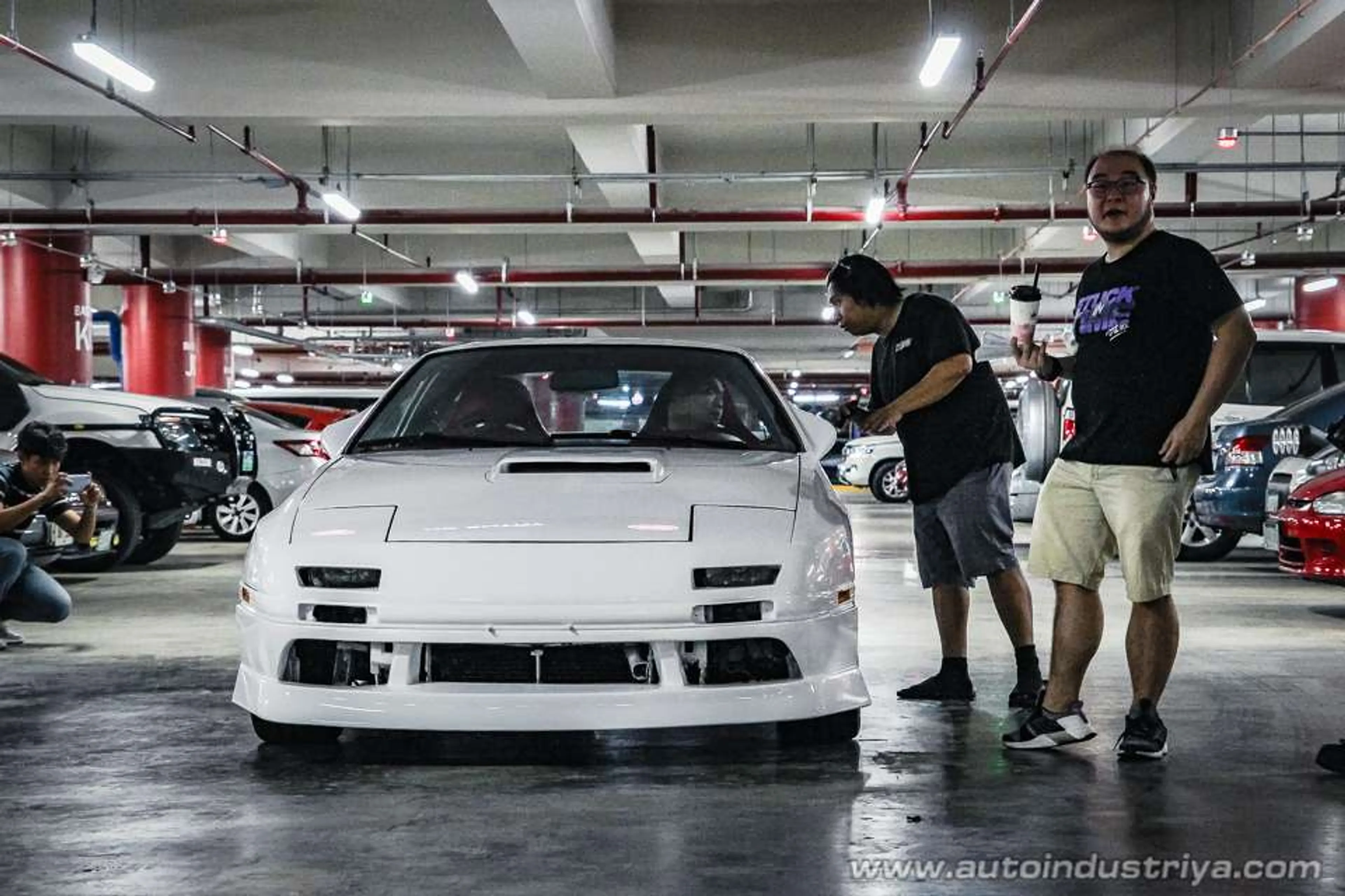 Behind the 90's Nostalgia: The inner workings of a car meet