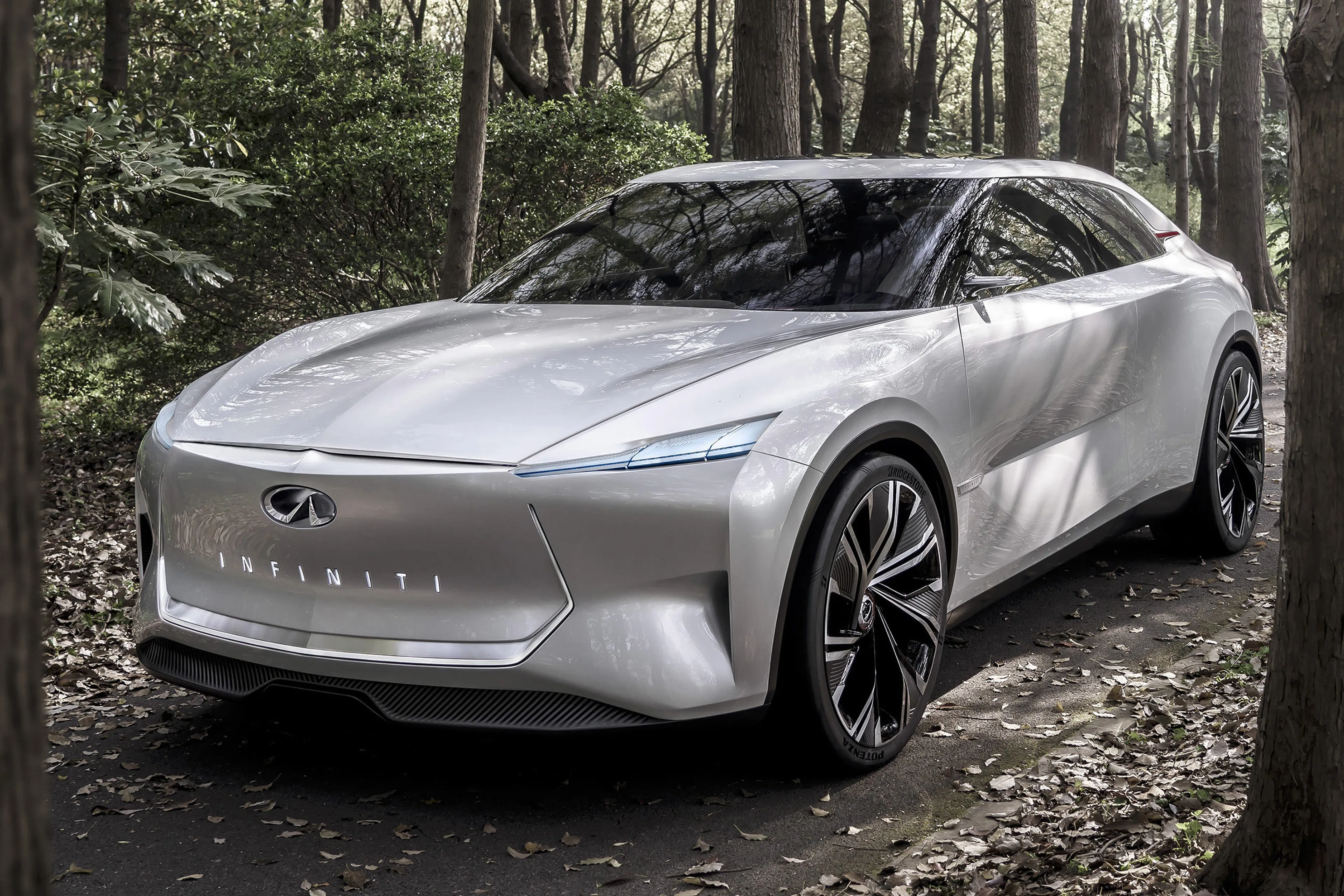 Infiniti Qs Inspiration concept looks like a modern 240Z