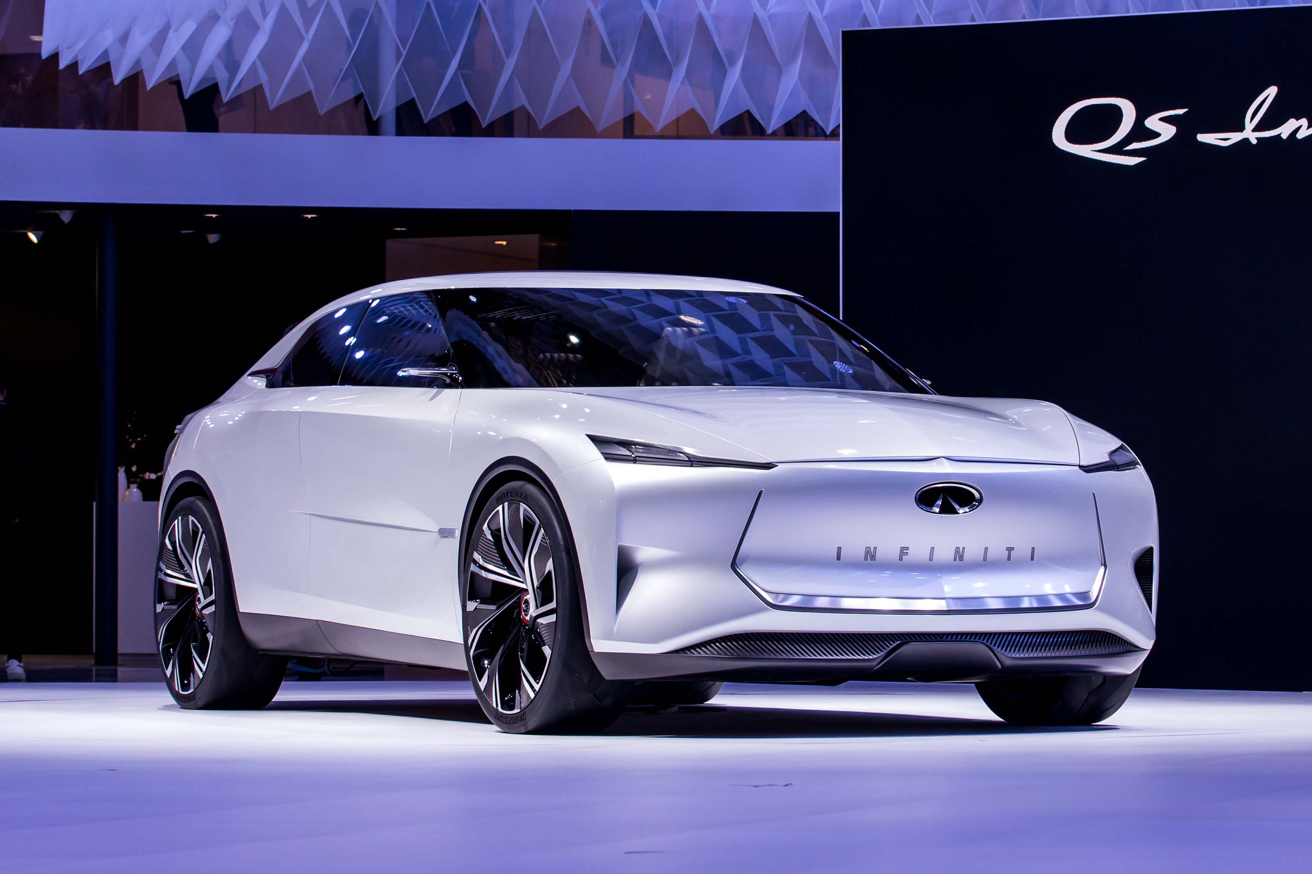 Infiniti Qs Inspiration shows electric sports saloons will look cool