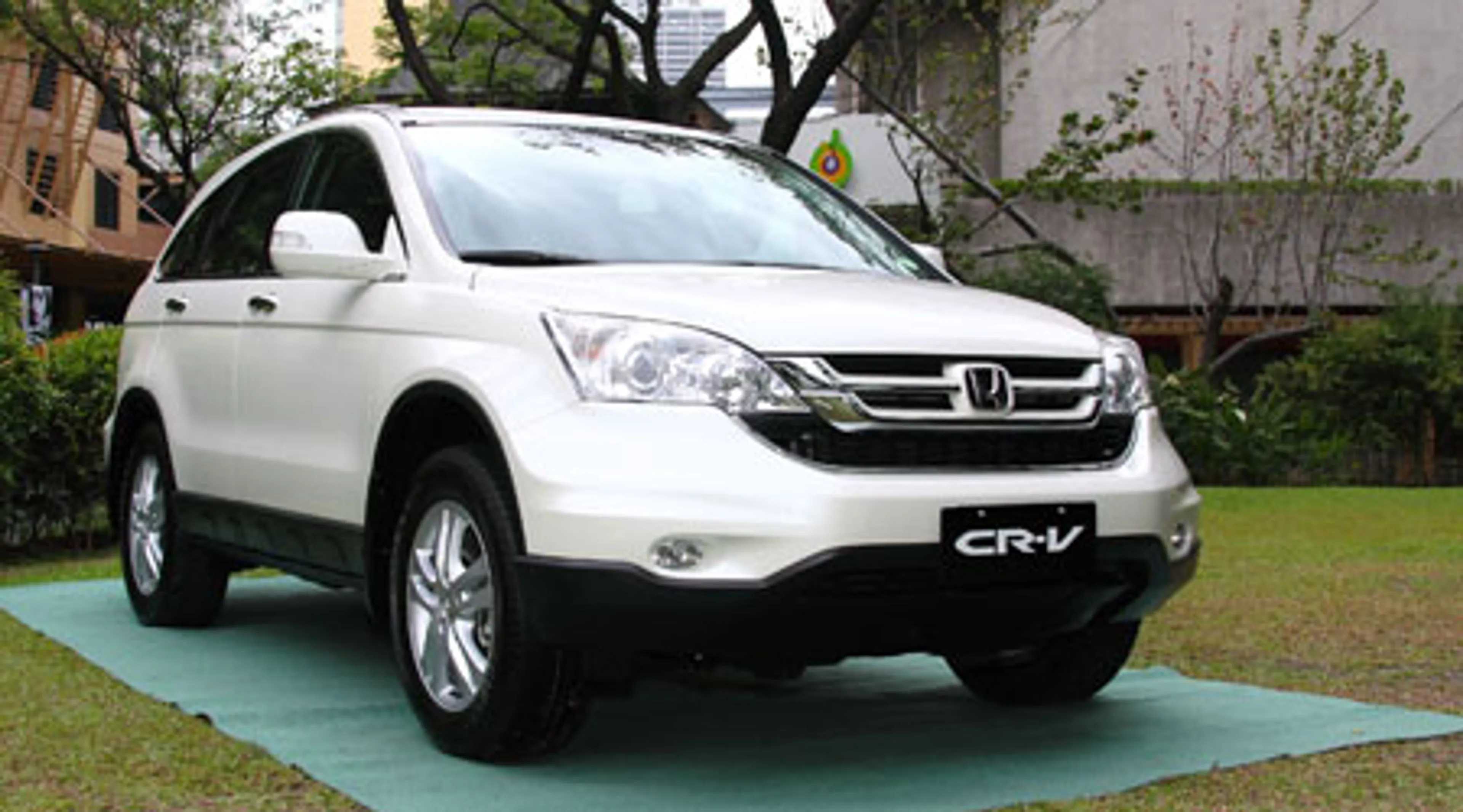 Honda Philippines launches 2010 CR-V