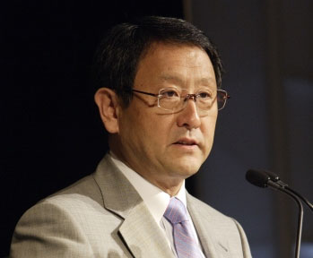Toyota charts through the Recall Storm