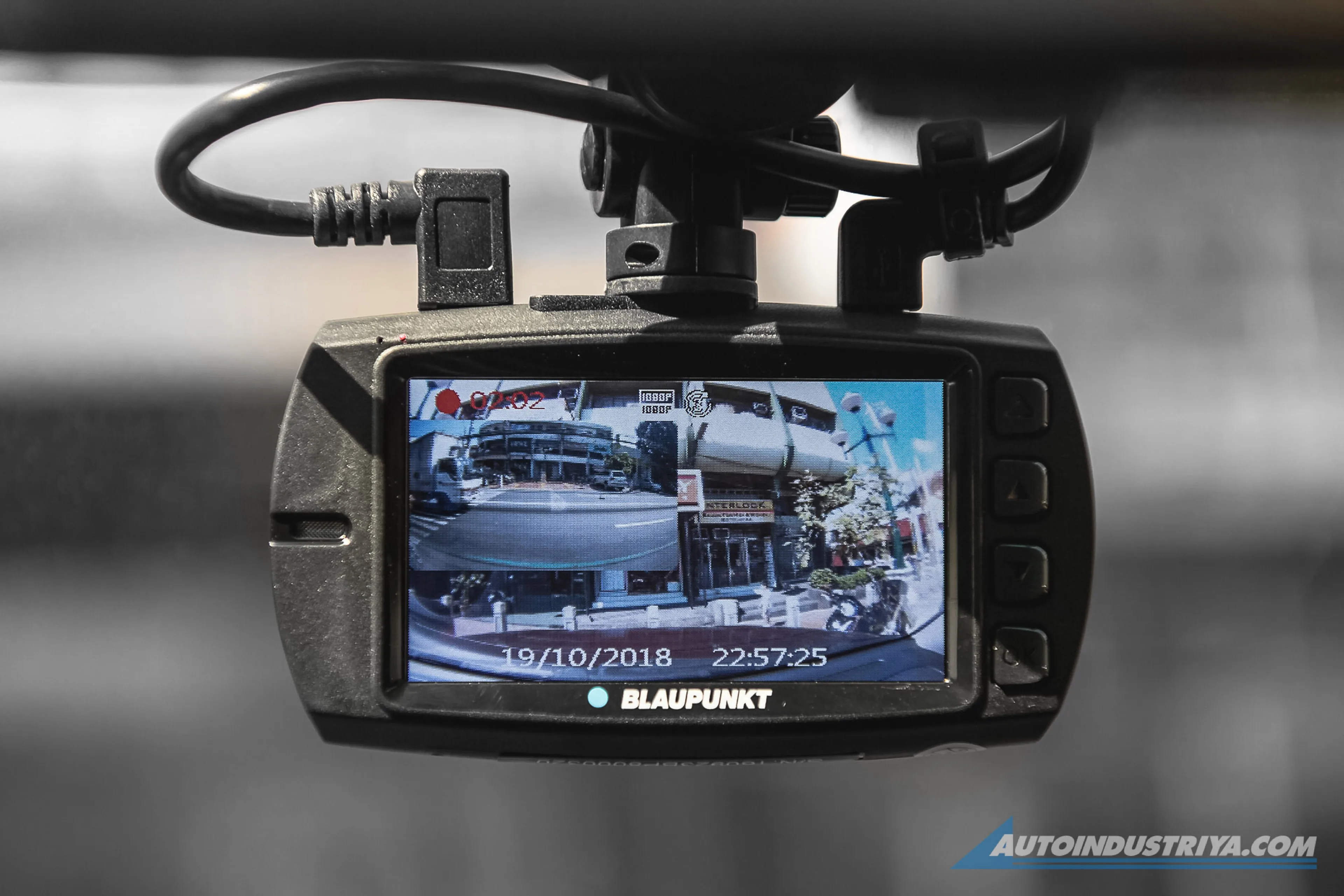 New bill wants dashcams for all cars but restricts sharing footage