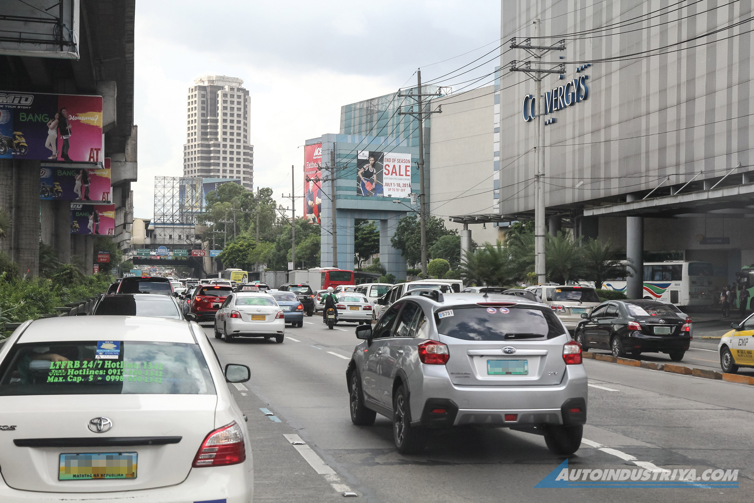 MMDA to malls: Please don't hold sale events on weekdays