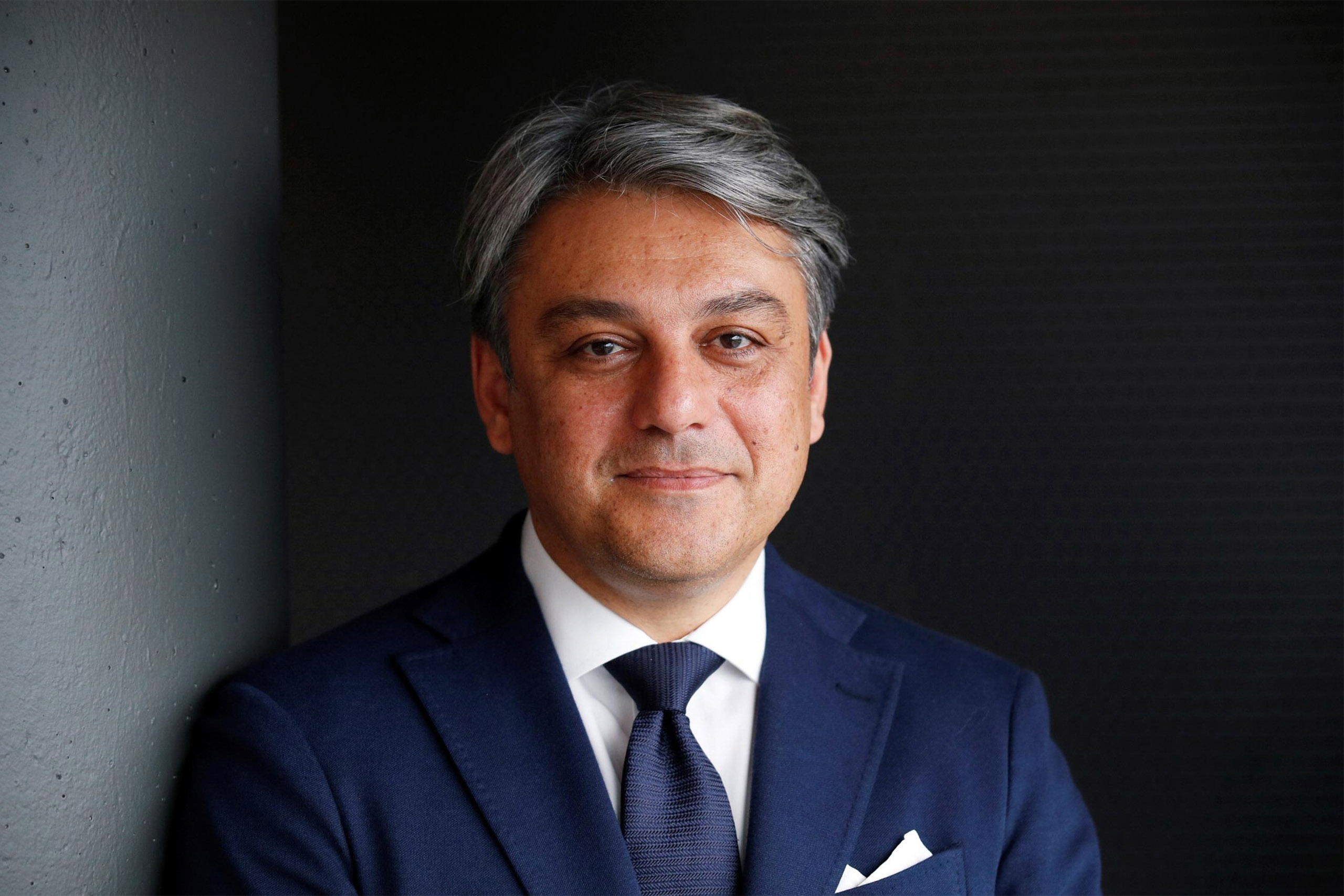 Renault selects ex-Volkswagen executive as new CEO