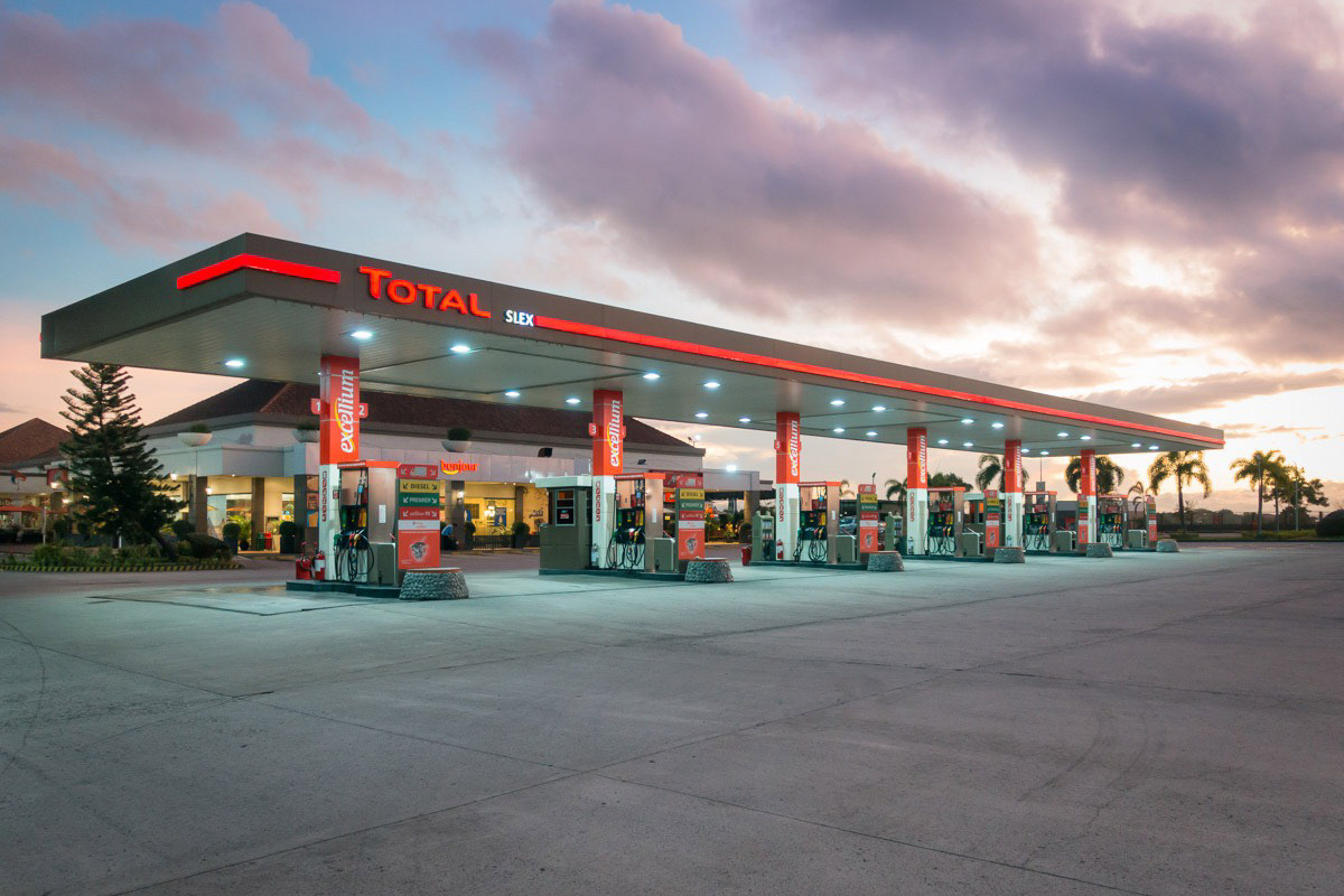 Front liners can get free PhP 300 worth of Total fuel every day ...