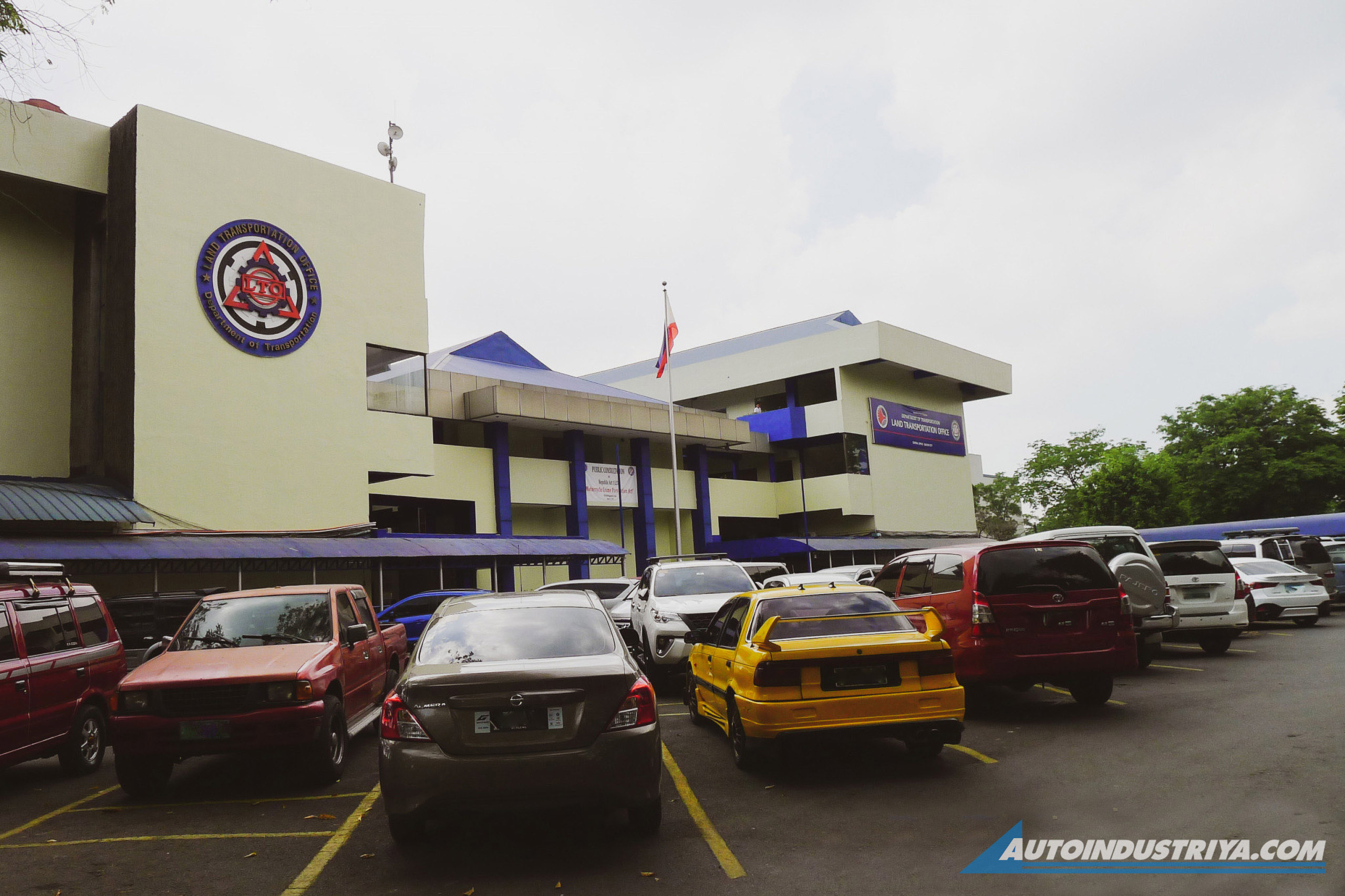 LTO shuts down East Avenue HQ; 12 staff positive for COVID-19