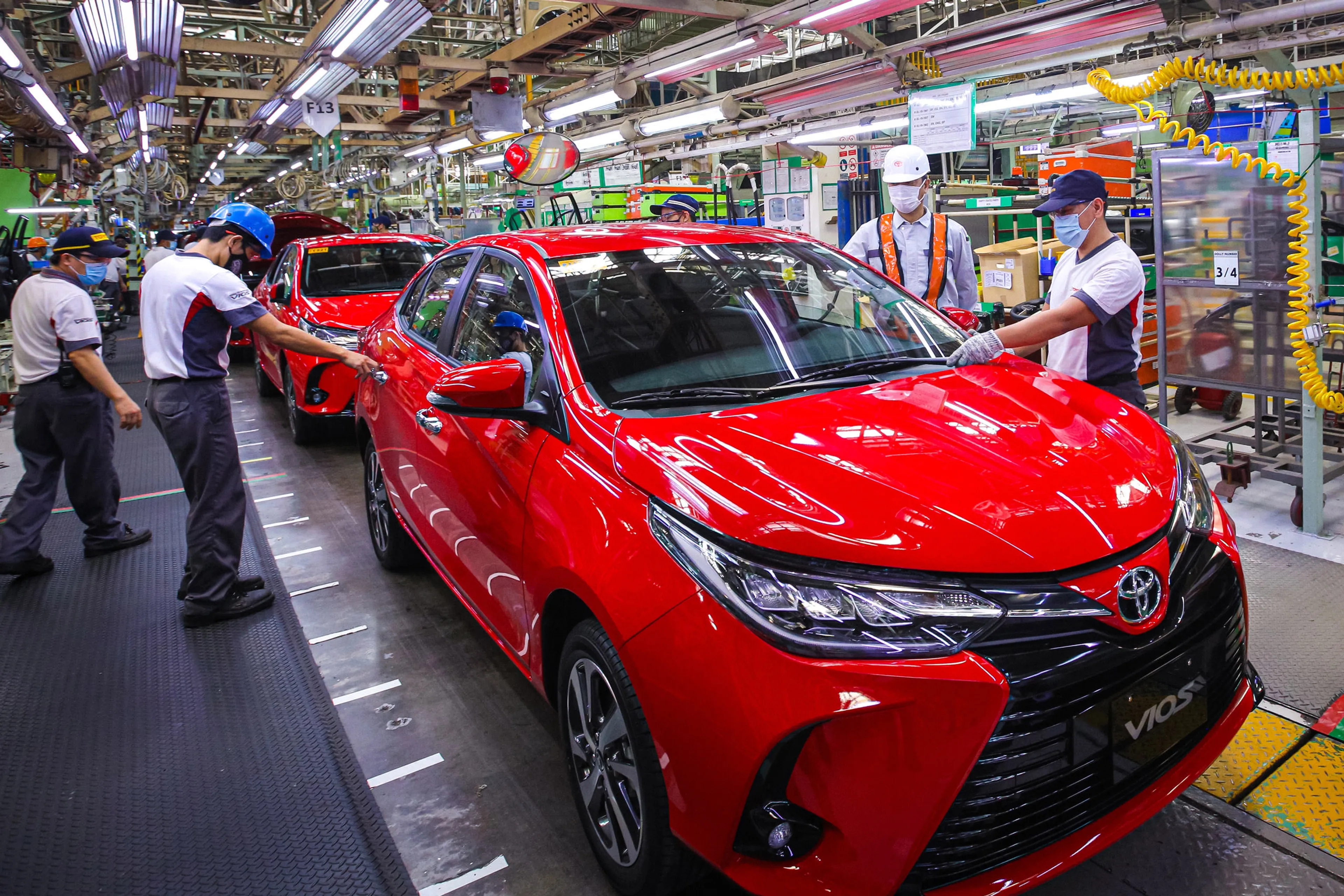 Toyota, Mitsubishi need gov't help to meet CARS program deadline