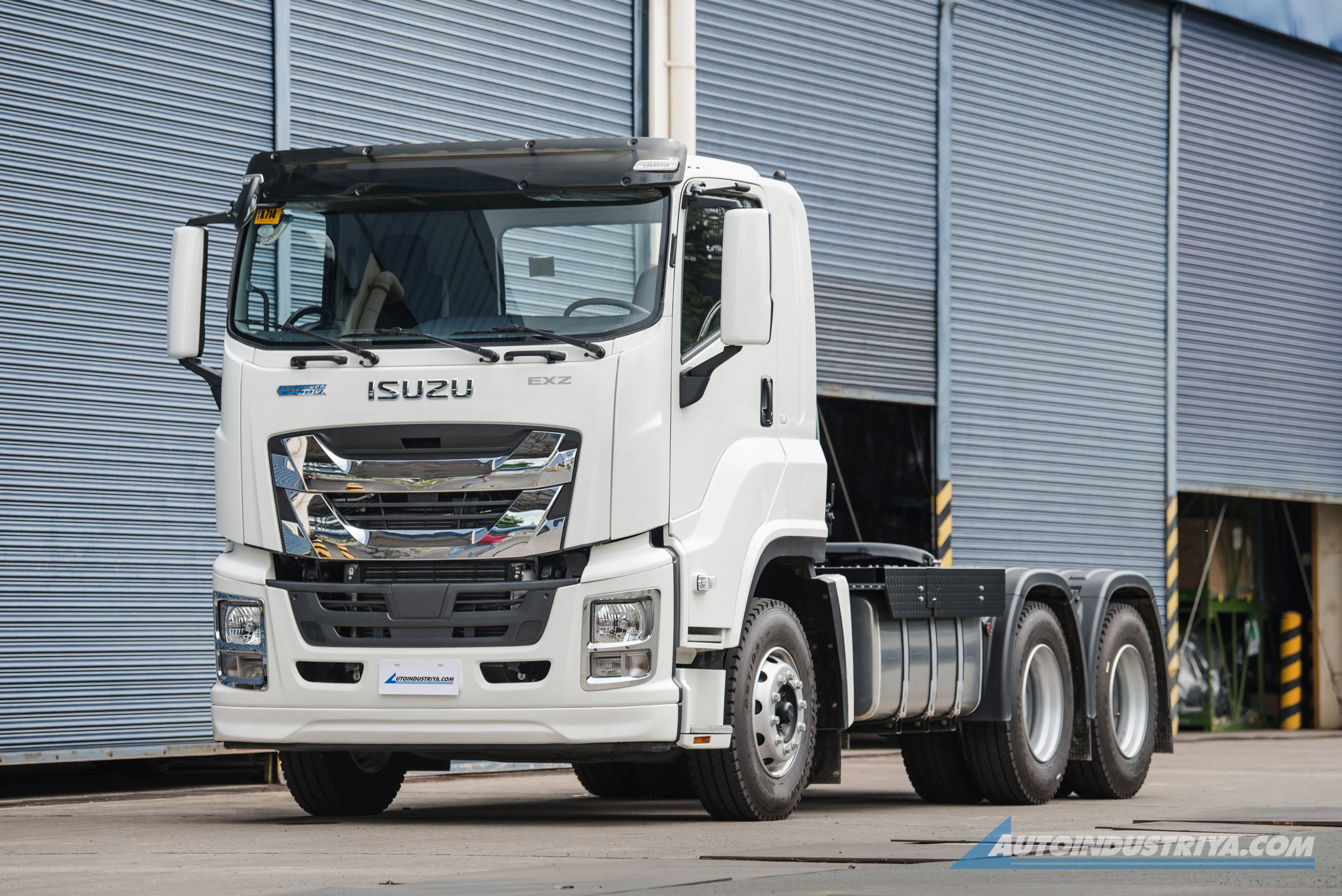 Truck Review: Isuzu EXZ77 6x4 9.8L 16-MT
