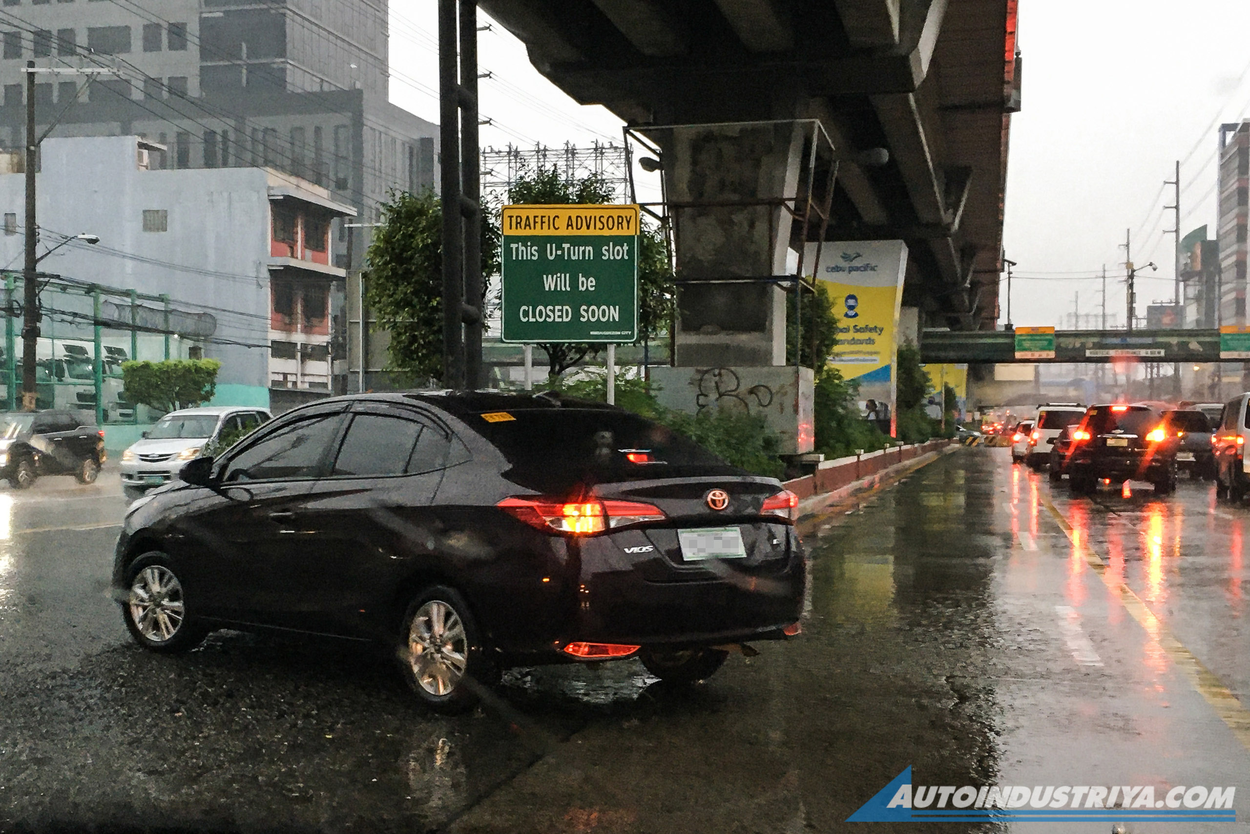 MMDA postpones closure of EDSA-Bagong Barrio U-turn slot to 2021