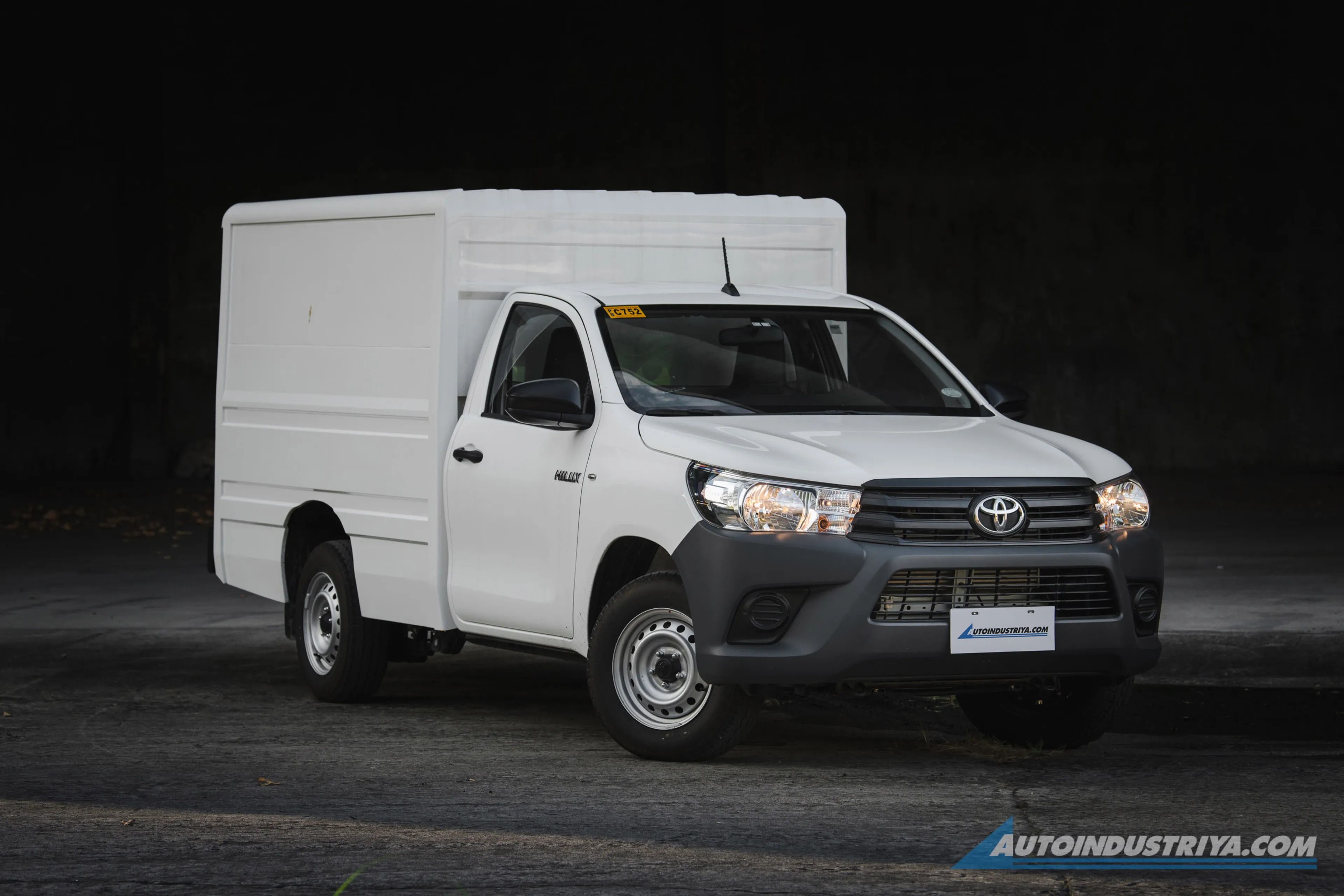 LCV Review: 2021 Toyota Hilux Cargo 2.4L 4x2 MT