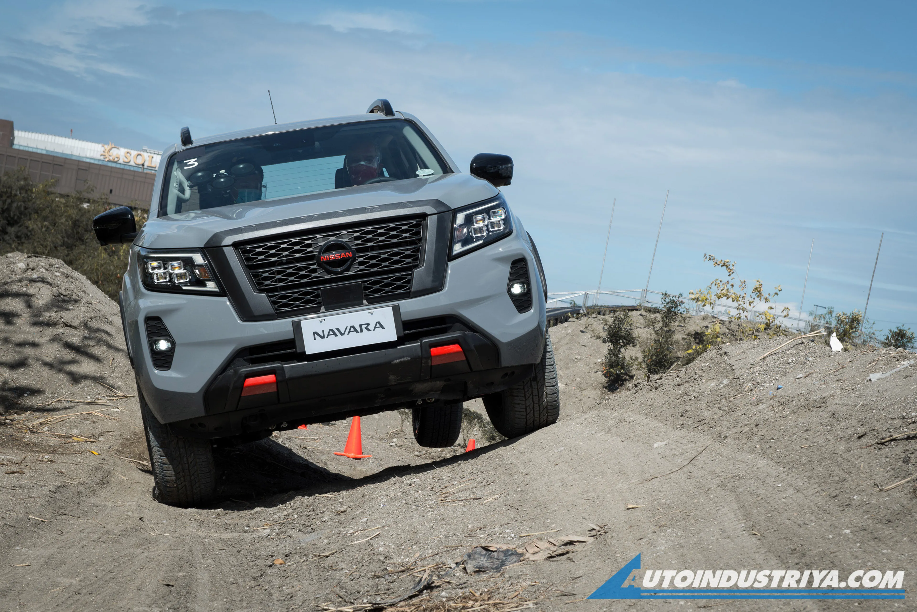 2021 Nissan Navara Pro-4X is the truck for off-road enthusiasts