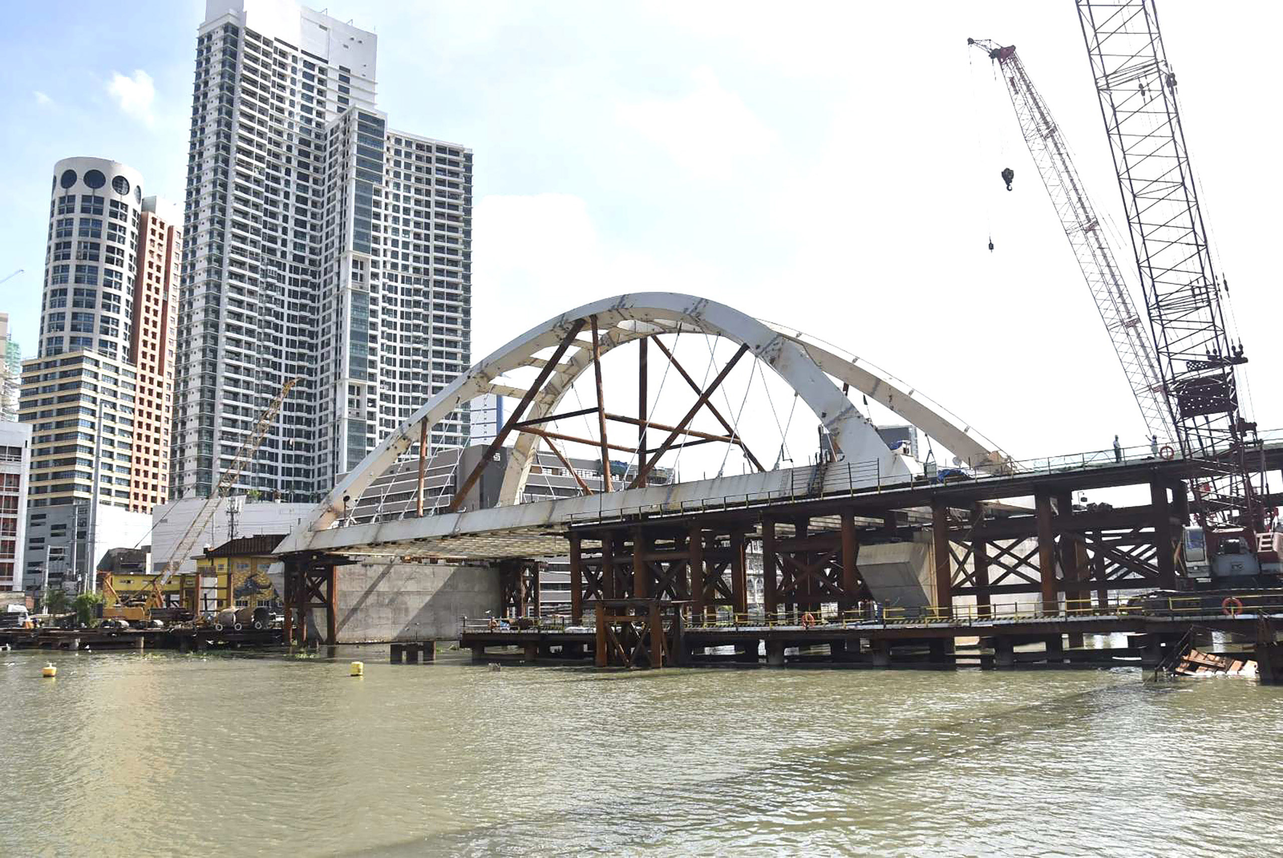 Binondo-Intramuros Bridge on track to open in 2021