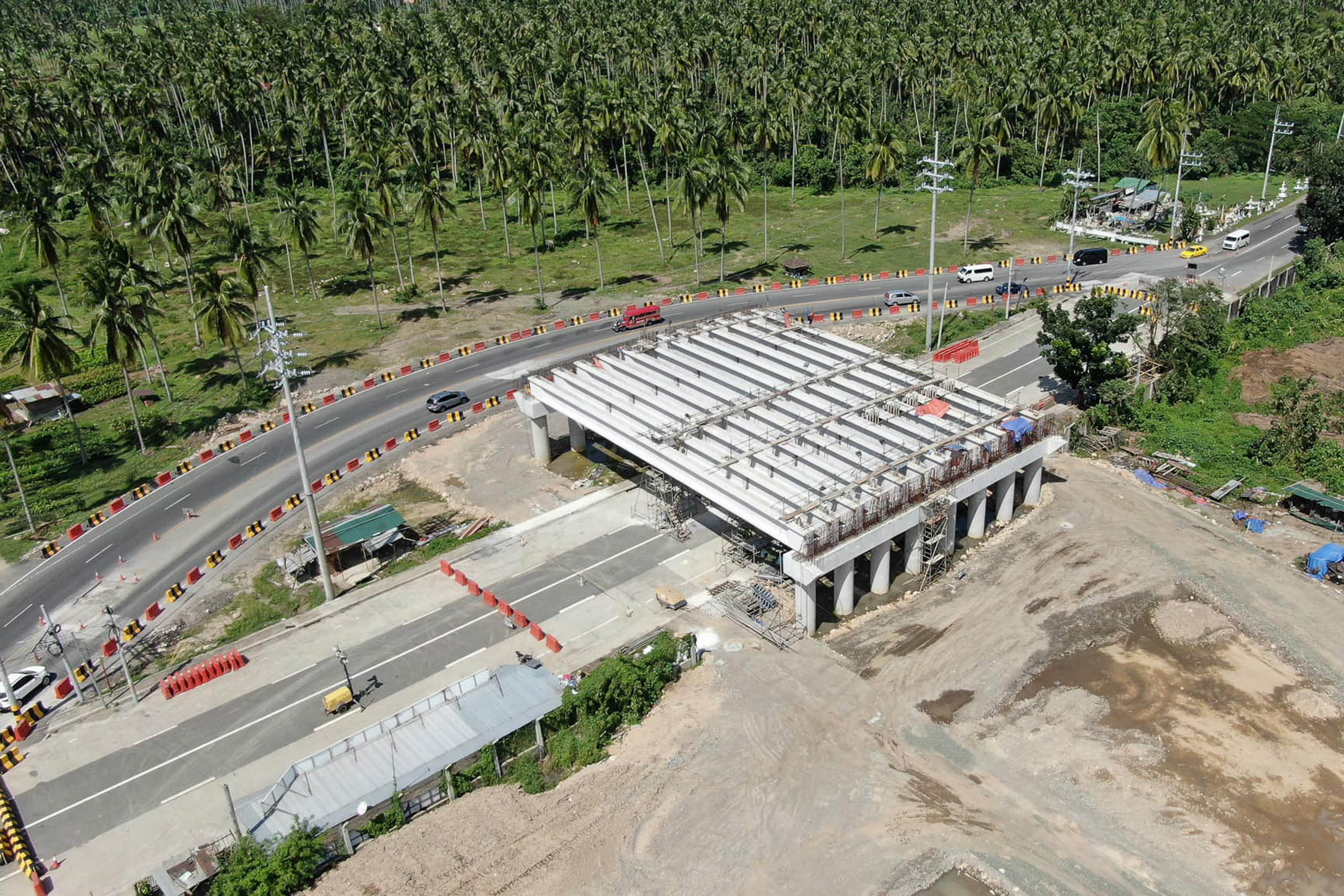 SMC speeding up construction of SLEX to Quezon