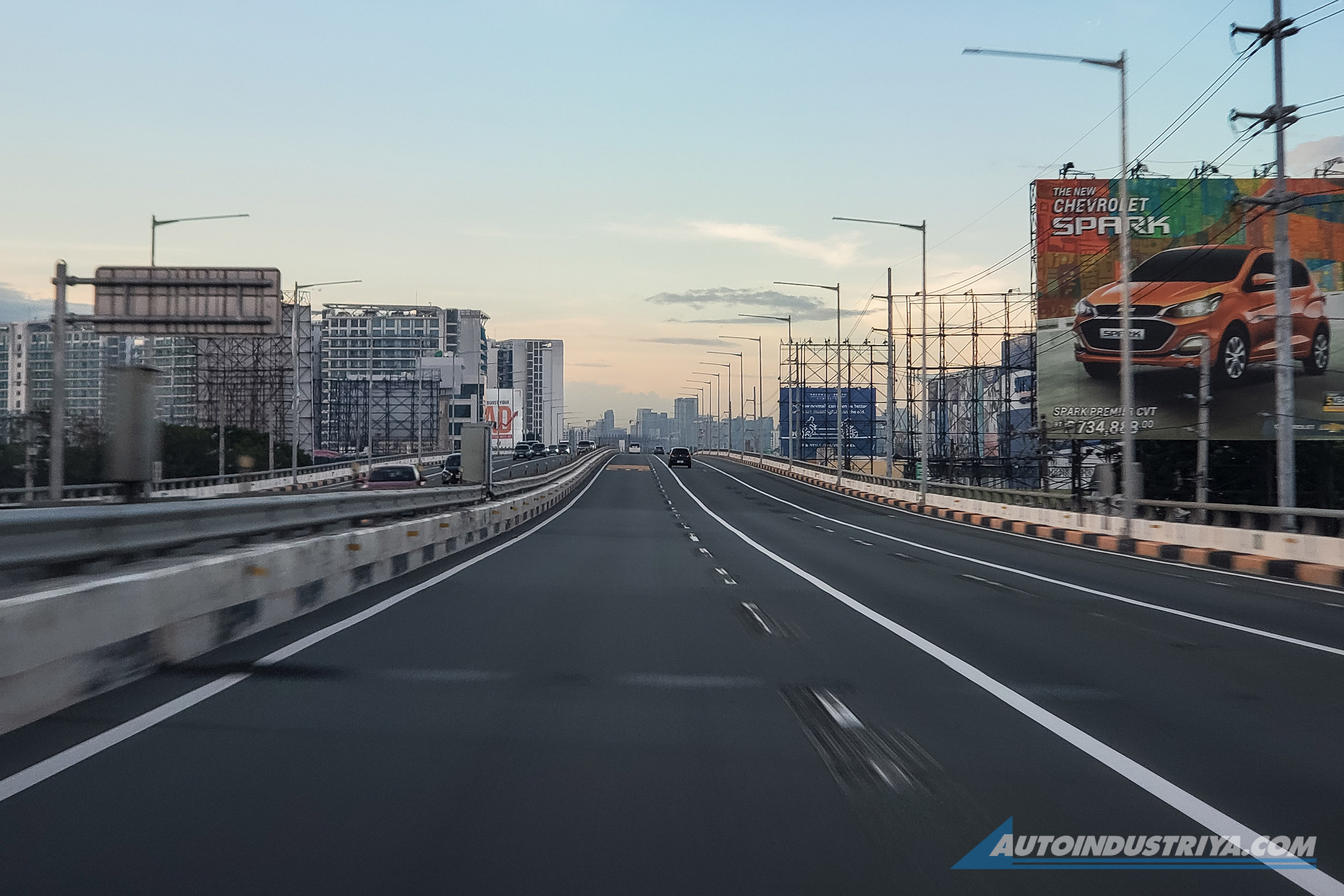 San Miguel and Gov't sign deal for Pasig River Expressway
