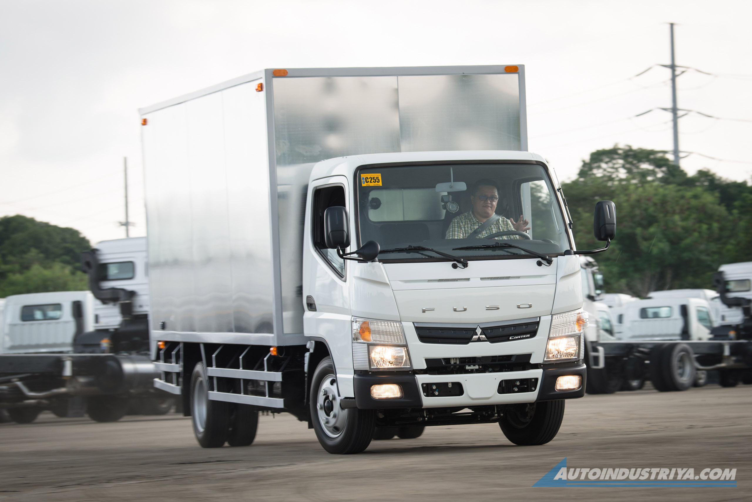 Light Truck Review - 2021 Fuso Canter FE73 3.0L 6-wheeler