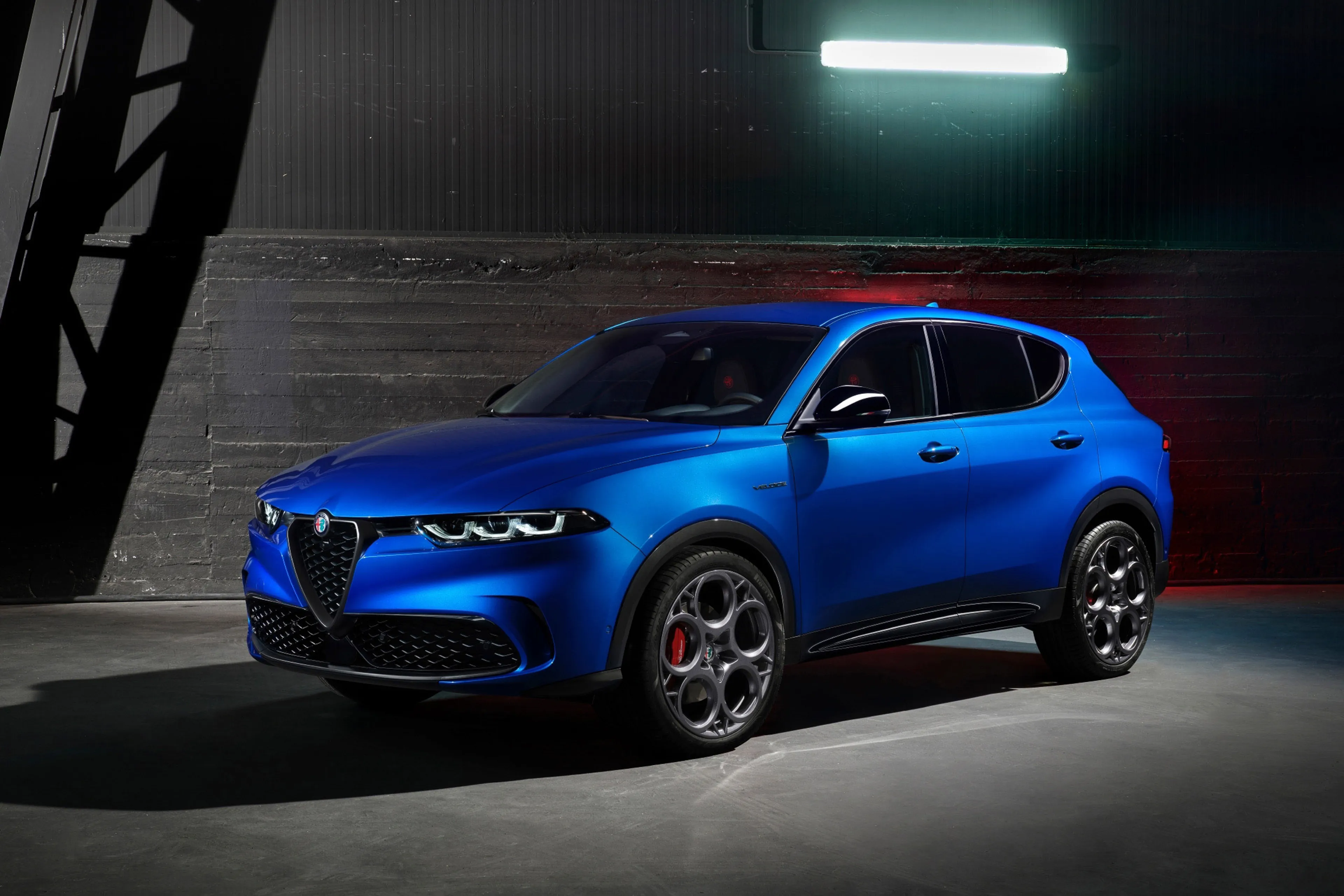 2023 Alfa Romeo Tonale ushers in brand's electrified era