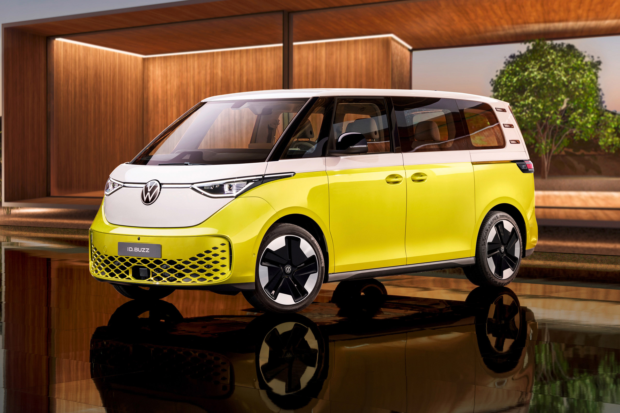 Electric Kombi: Volkswagen launches 2022 ID. Buzz