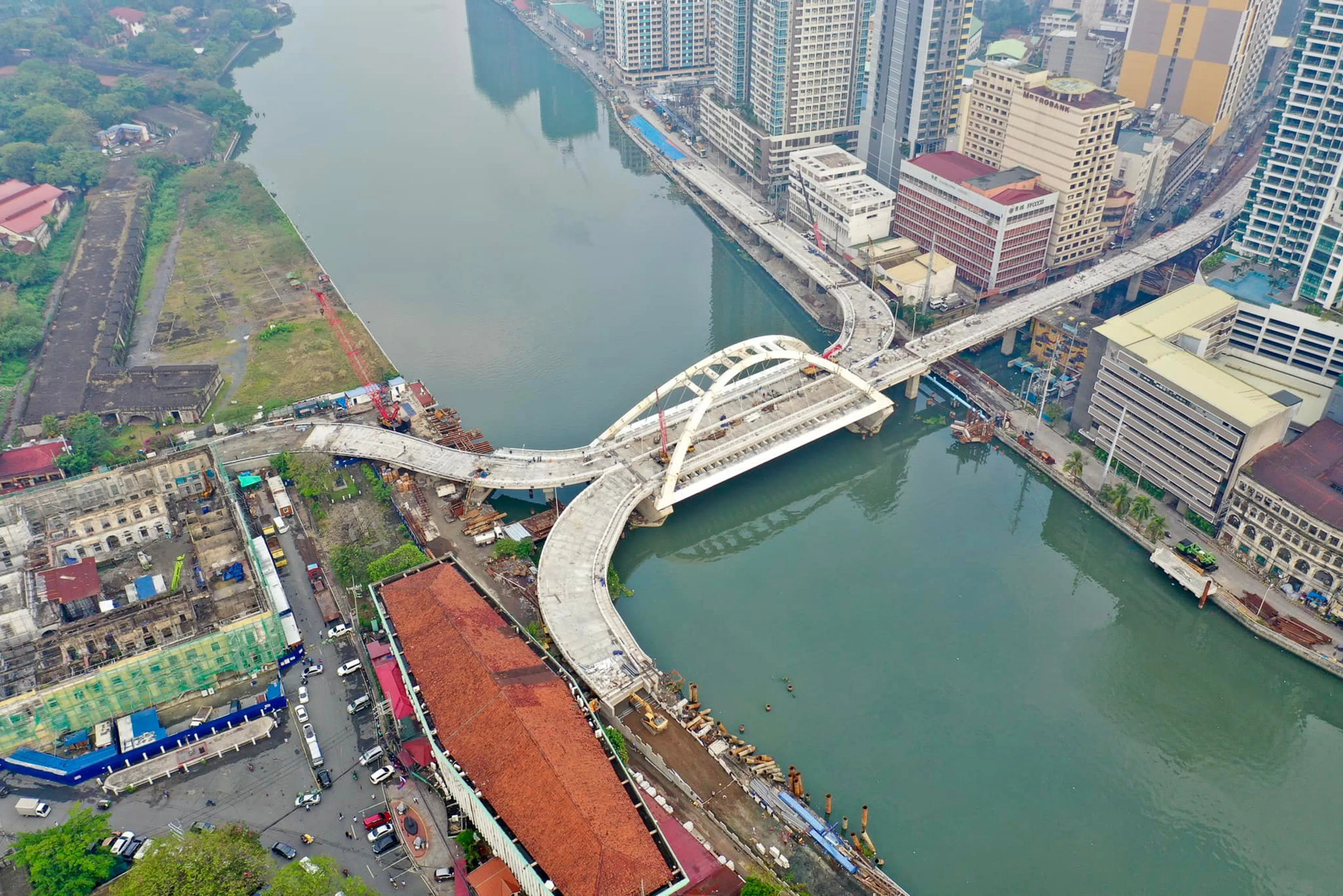 DPWH: Binondo-Intramuros Bridge on track for April opening