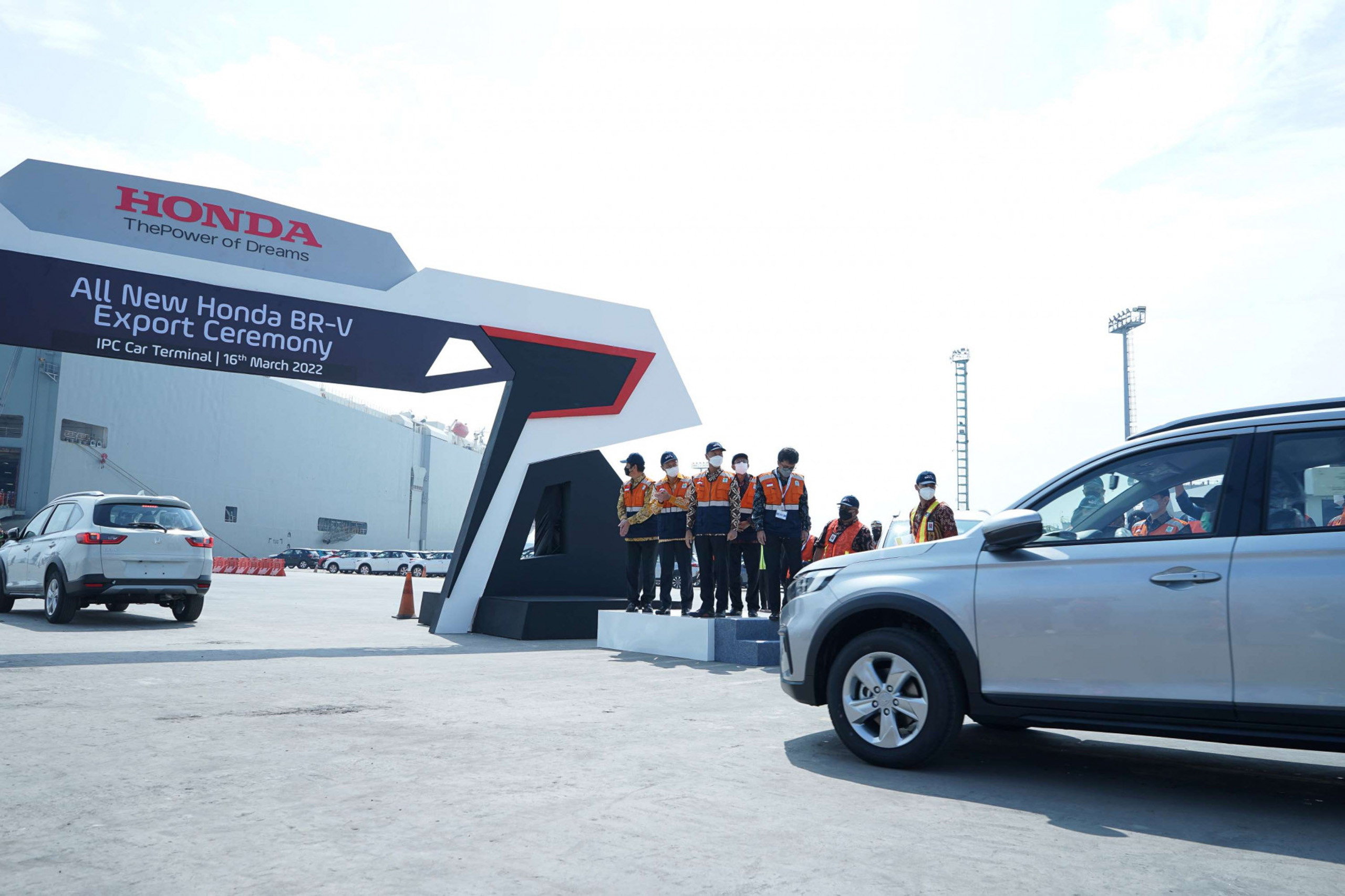 Honda starts 2022 BR-V export; 1 unit already in PH
