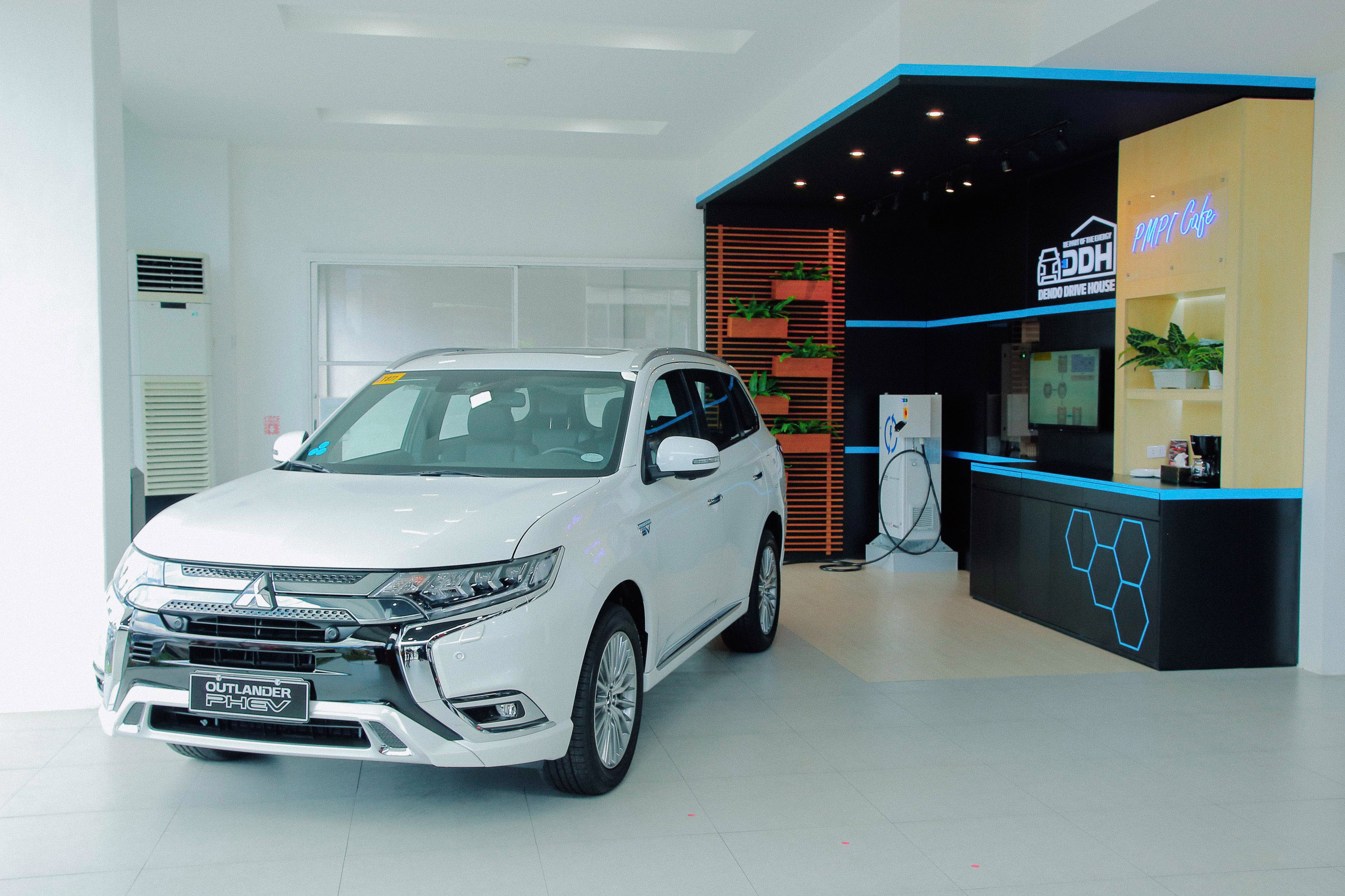 Mitsubishi opens its first EV, PHEV charging station in PH