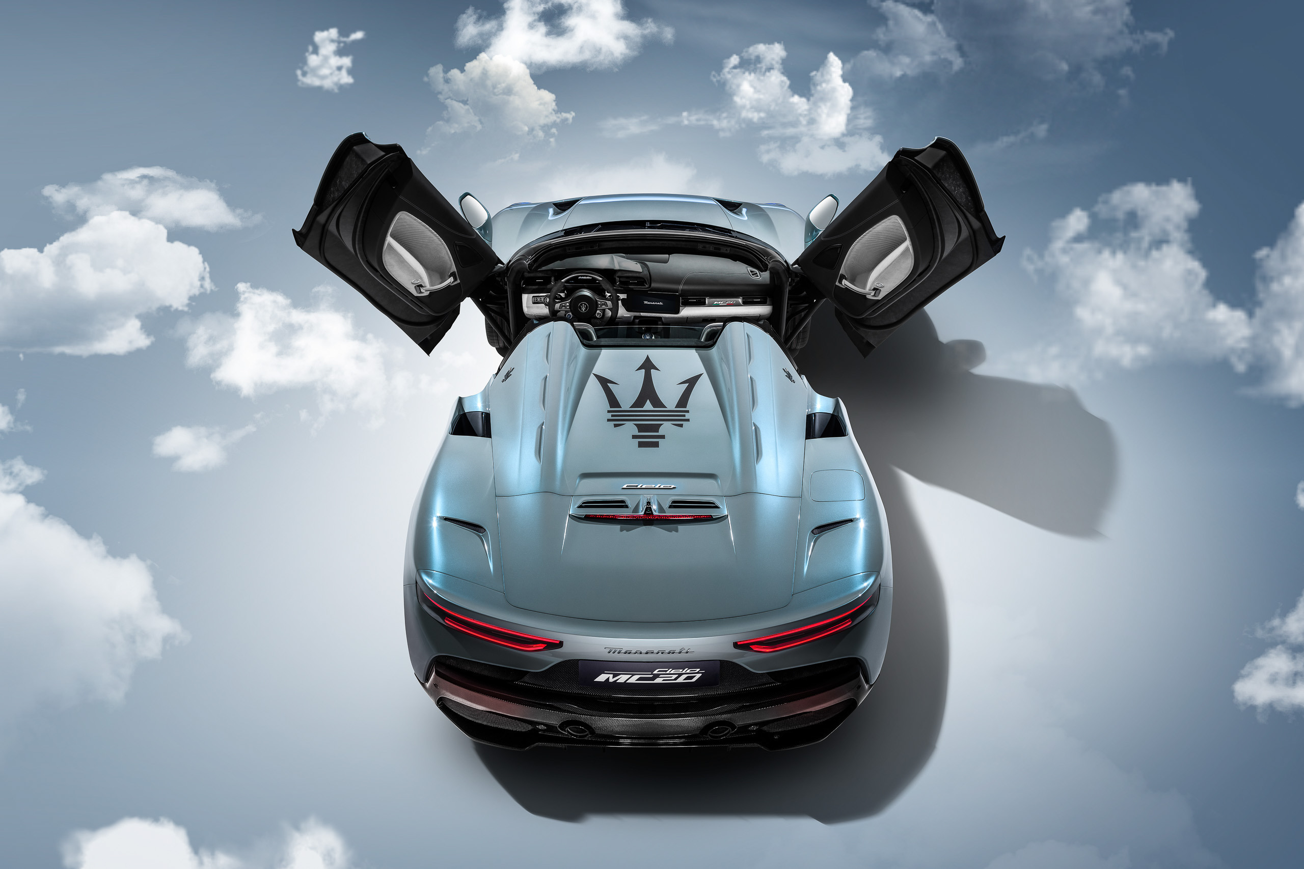 Feel sky-high in all-new Maserati MC20 Cielo