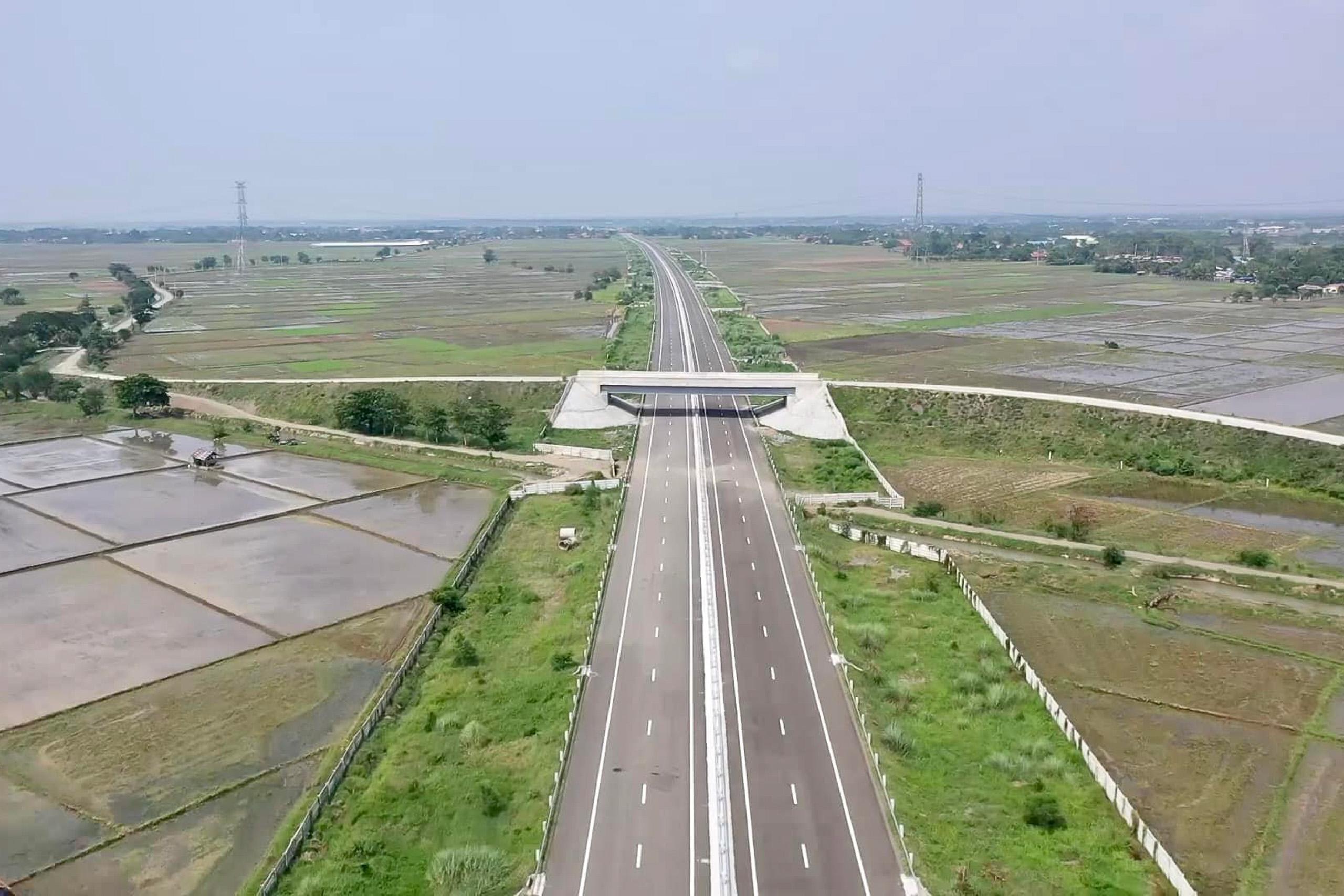 30-km Central Luzon Link Expressway 96% complete