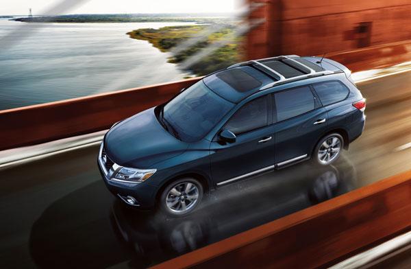 Detroit 2012: Nissan Pathfinder and E-NV200 Concepts