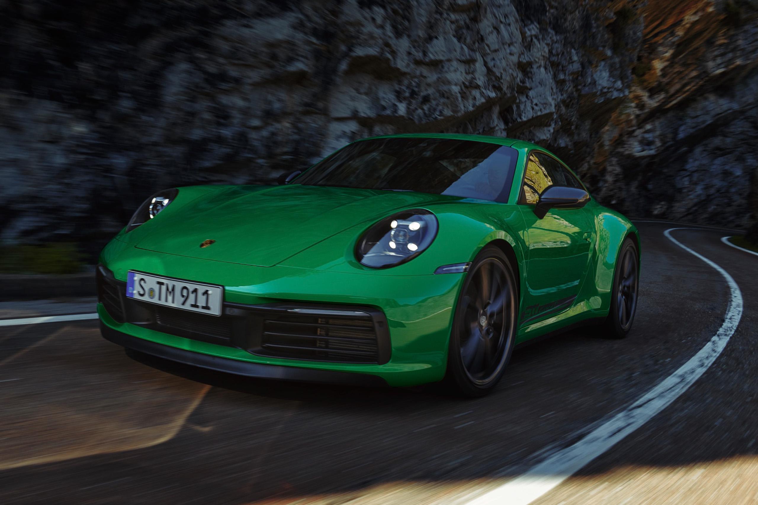 2023 Carrera T is Porsche's base model track-day 911