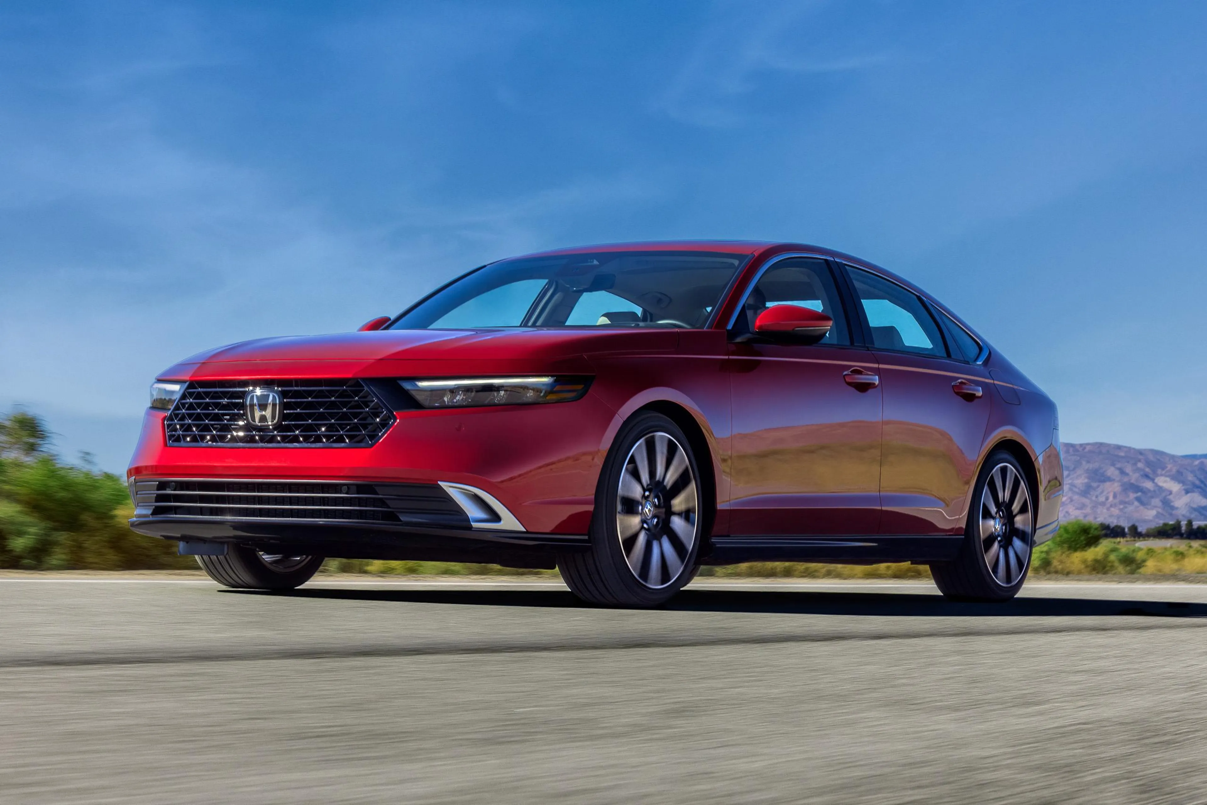 2023 Honda Accord drops 2.0L turbo for dual-motor hybrid