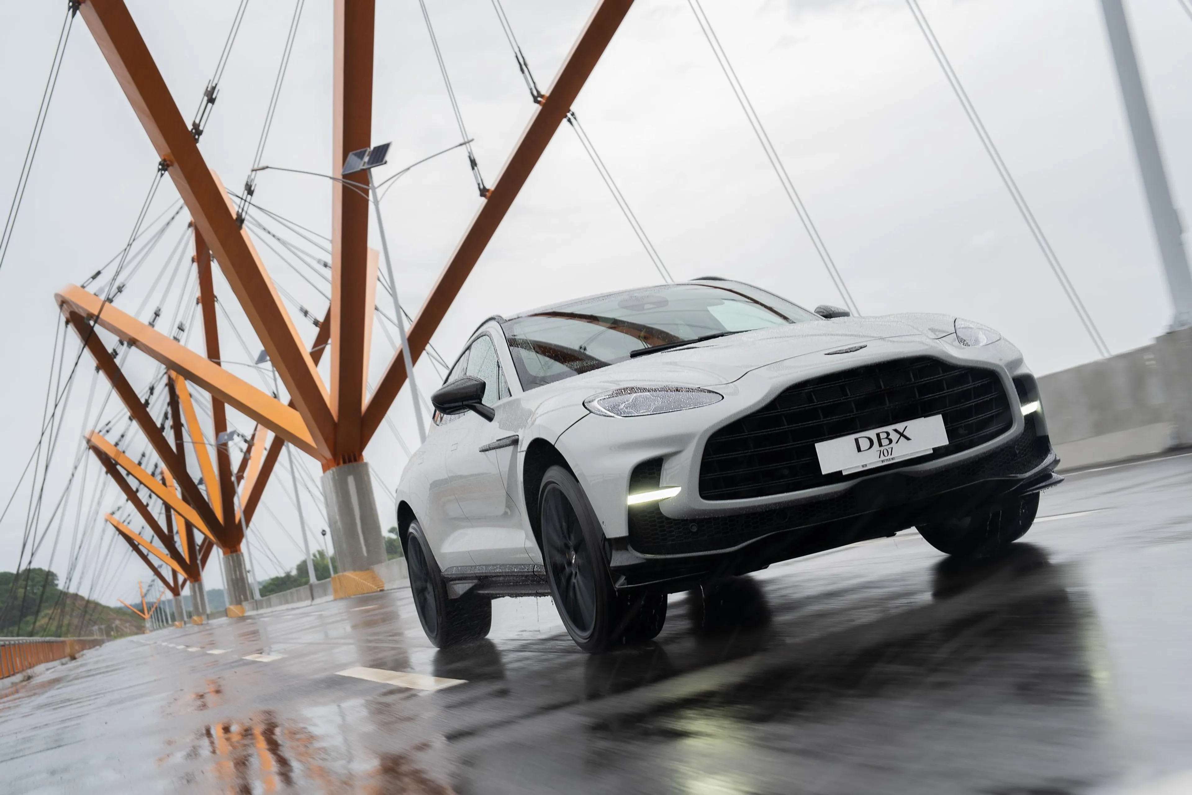 2023 Aston Martin DBX707 revealed, begins at a cool PHP 33.5M
