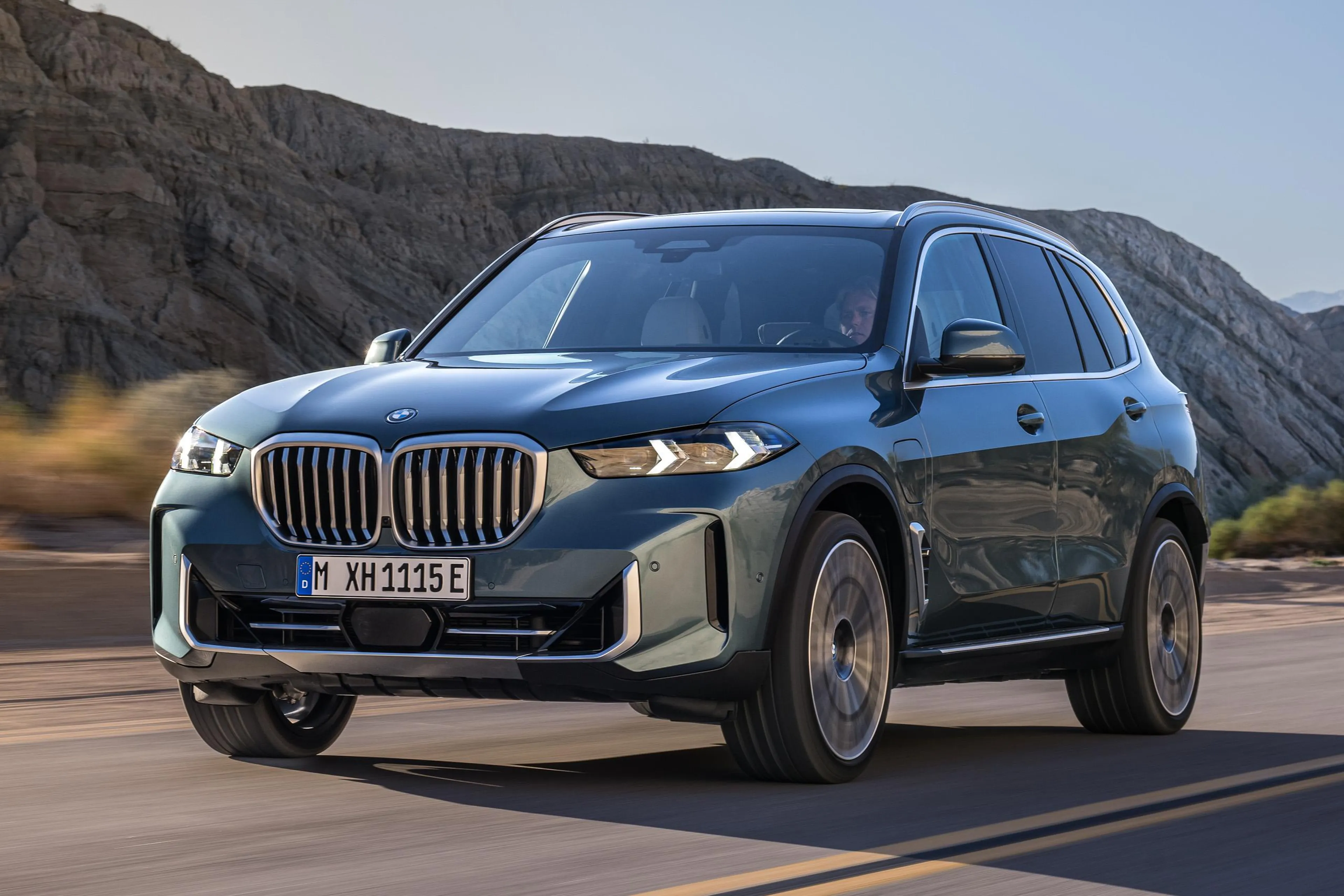 BMW updates 2024 X5, X6; now with all-hybrid powertrains