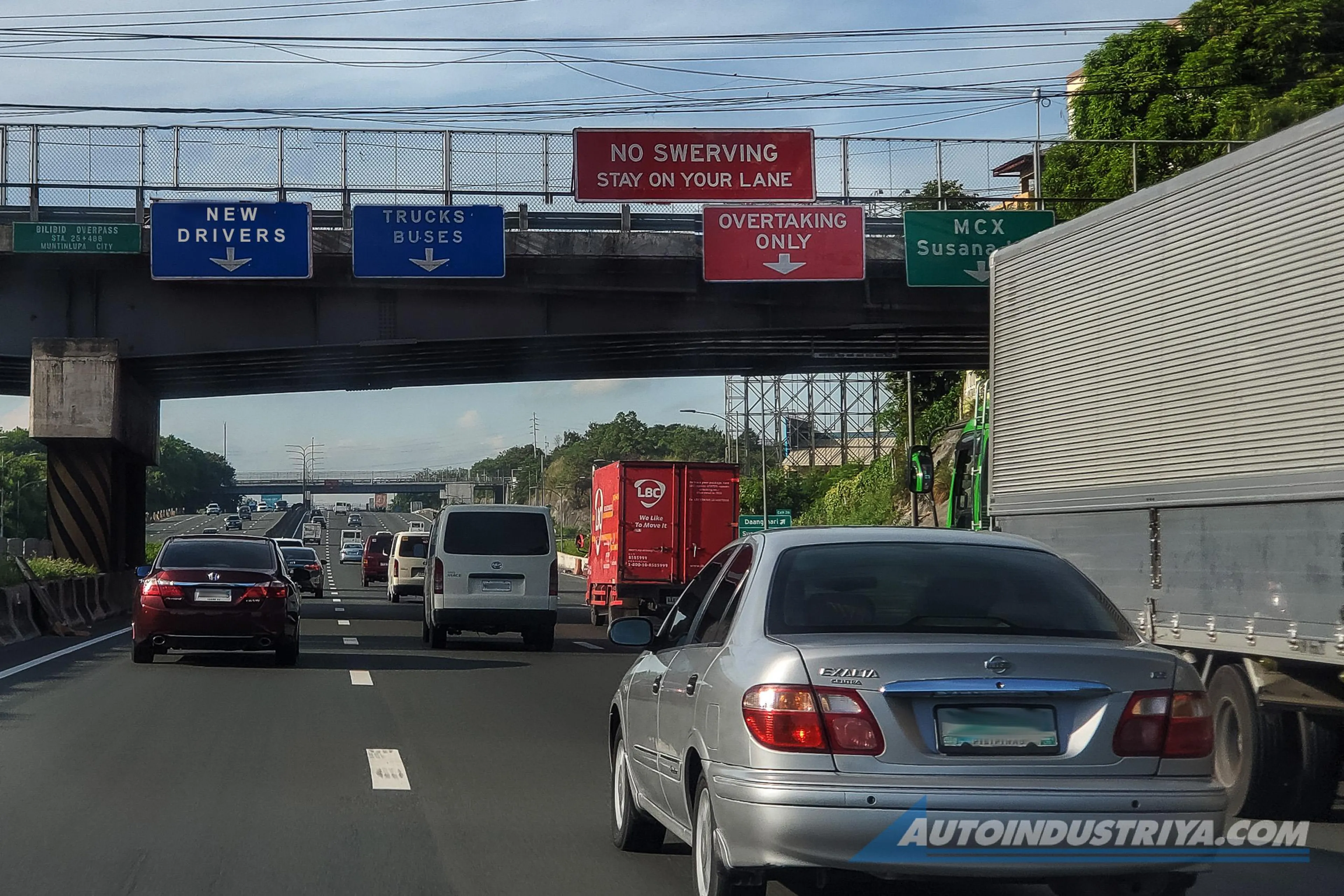 Motorist group pushes to make right lane overtaking legit