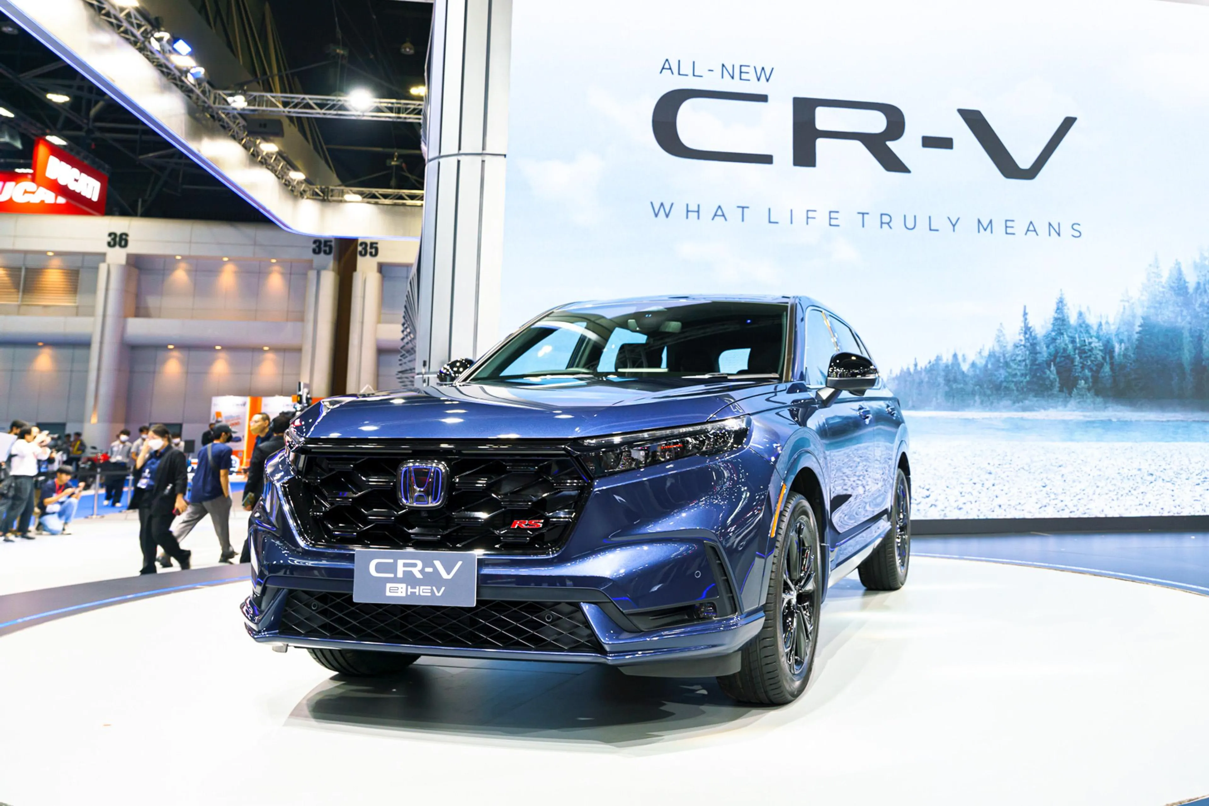 2023 Honda CR-V debuts in Thailand, no turbo-diesel