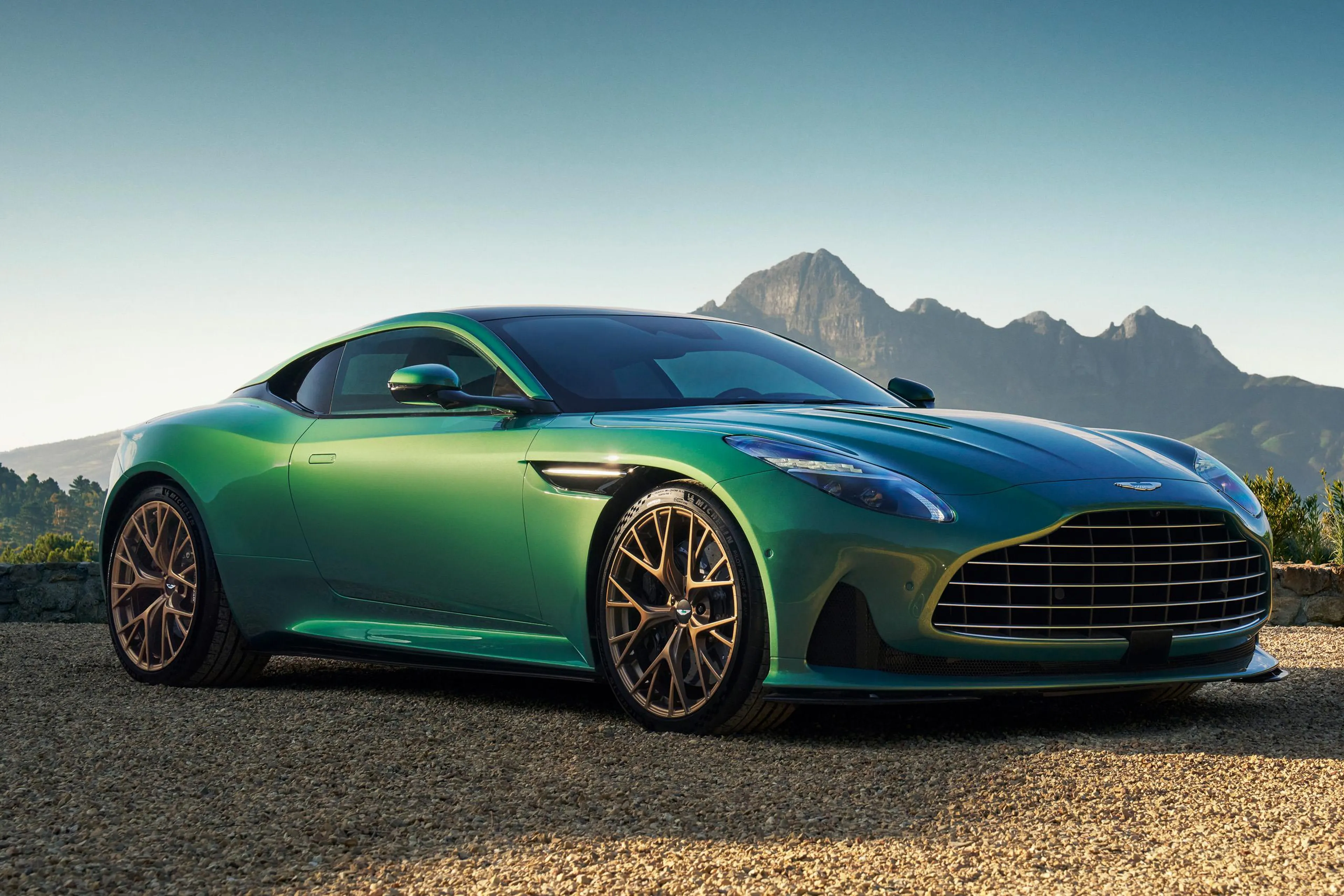 Super Tourer: Aston Martin reveals the all-new DB12