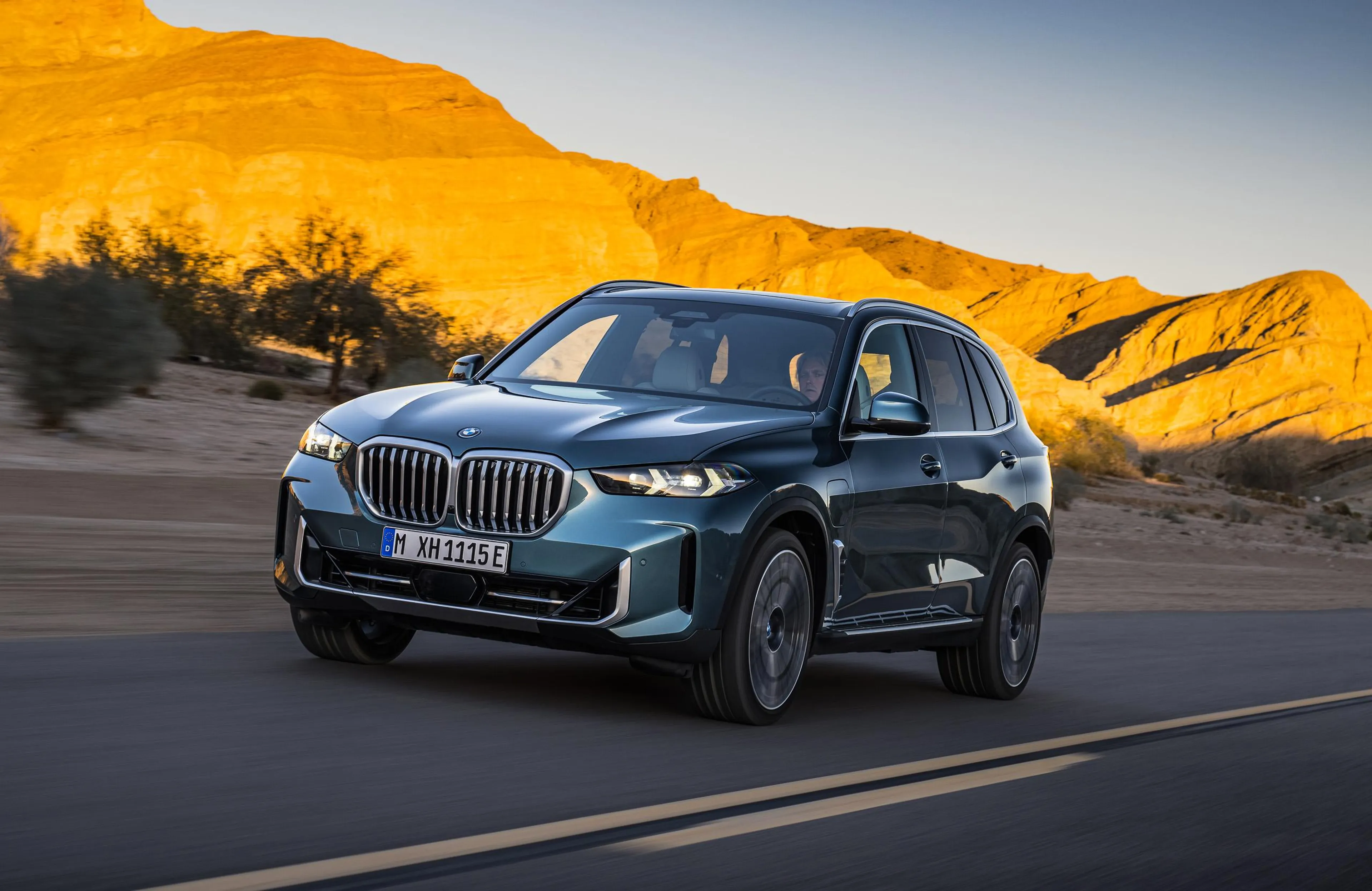 2024 BMW X5, X6 get 3.0L diesel inline-six with 720 Nm of torque