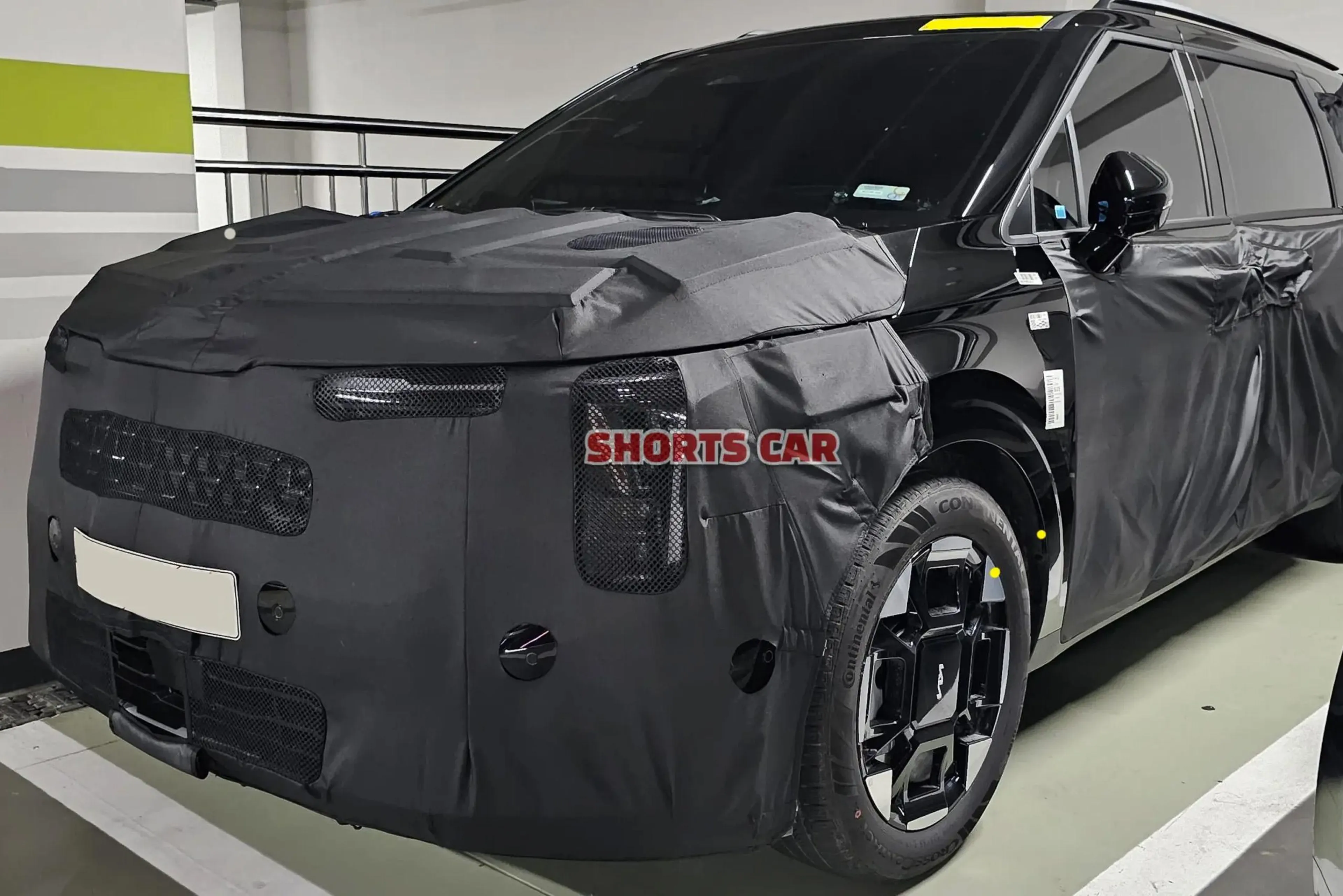 SPIED: 2024 Kia Carnival refresh to get EV9-inspired face?
