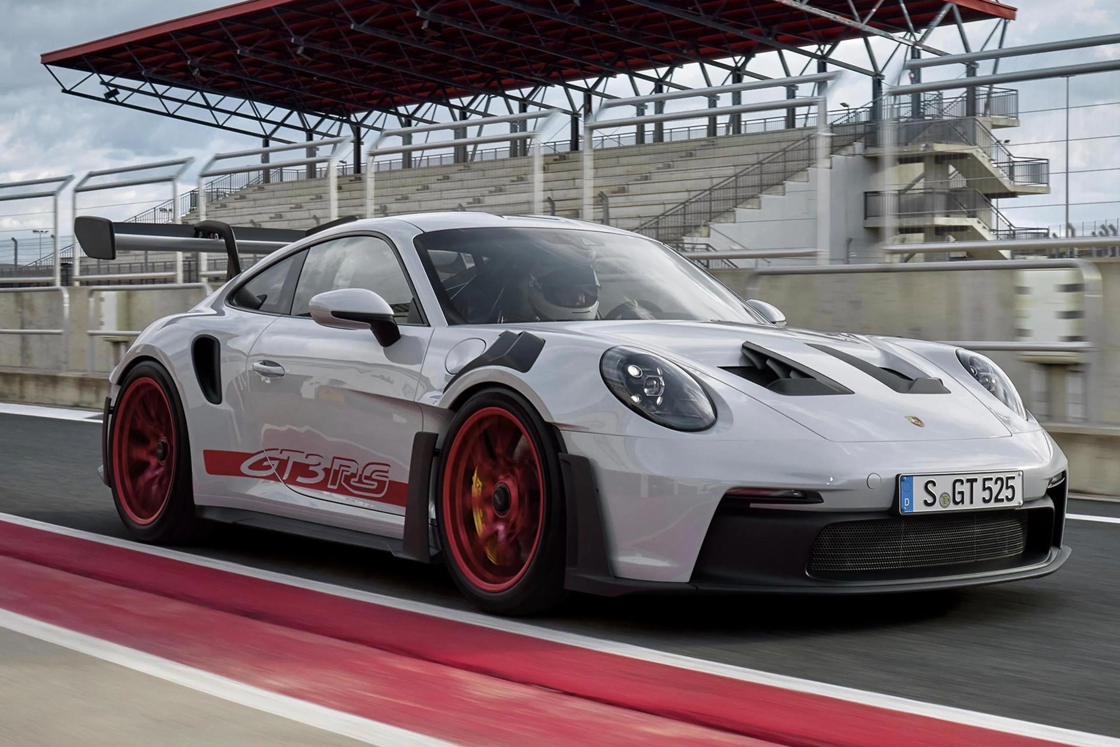 2024 Porsche 911 GT3 RS now in PH