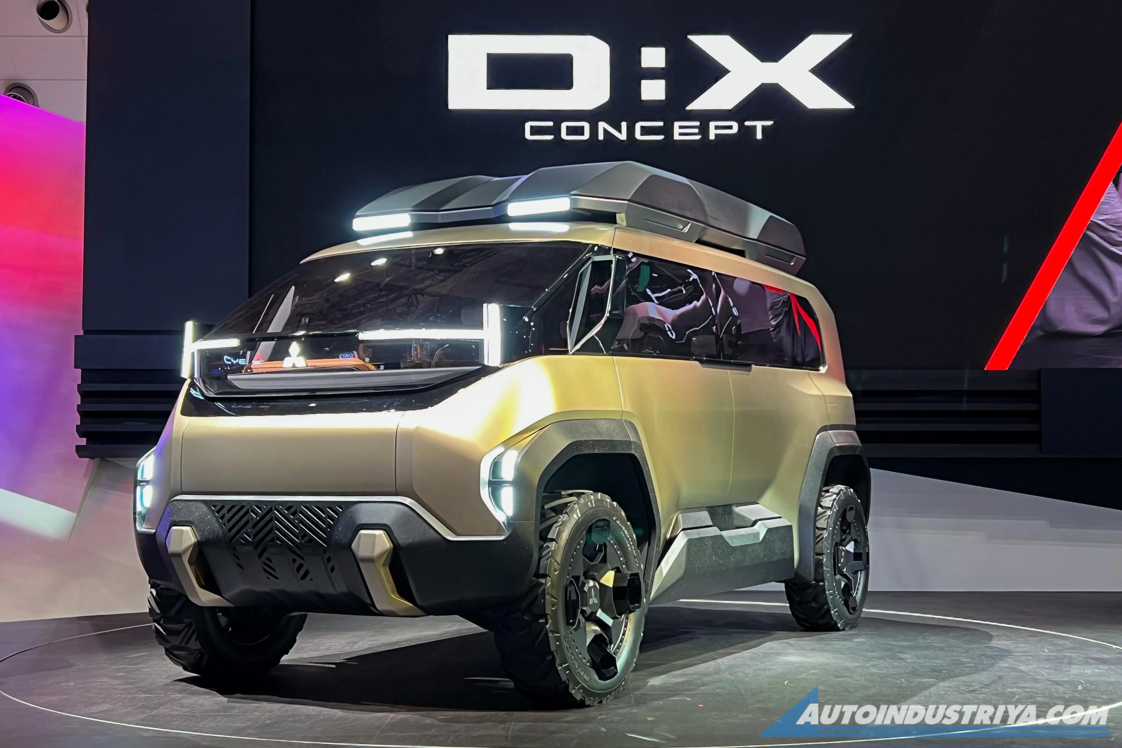 Mitsubishi D:X Concept offers glimpse of next-gen Delica