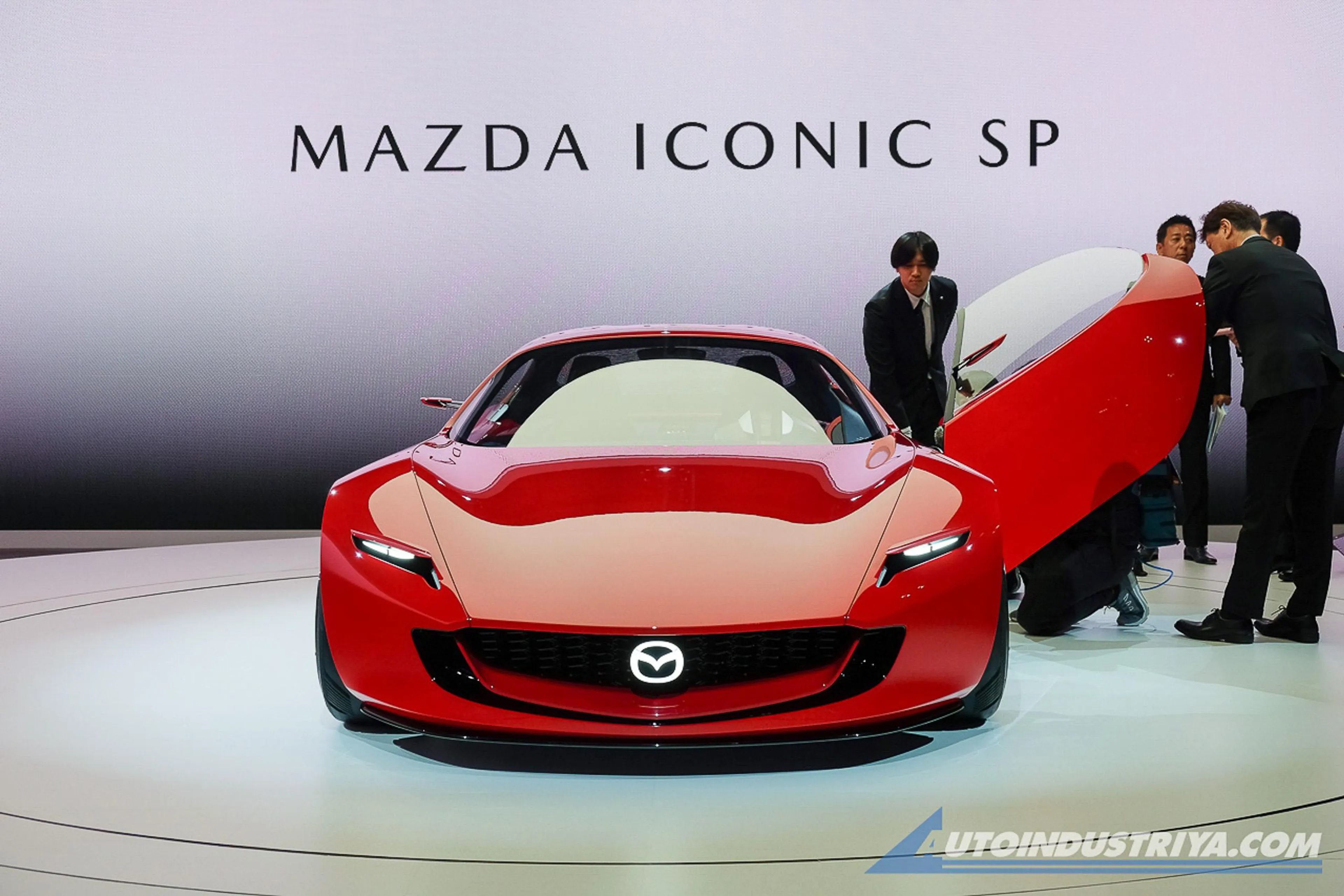 Mazda to revive rotary engine division for Iconic SP project