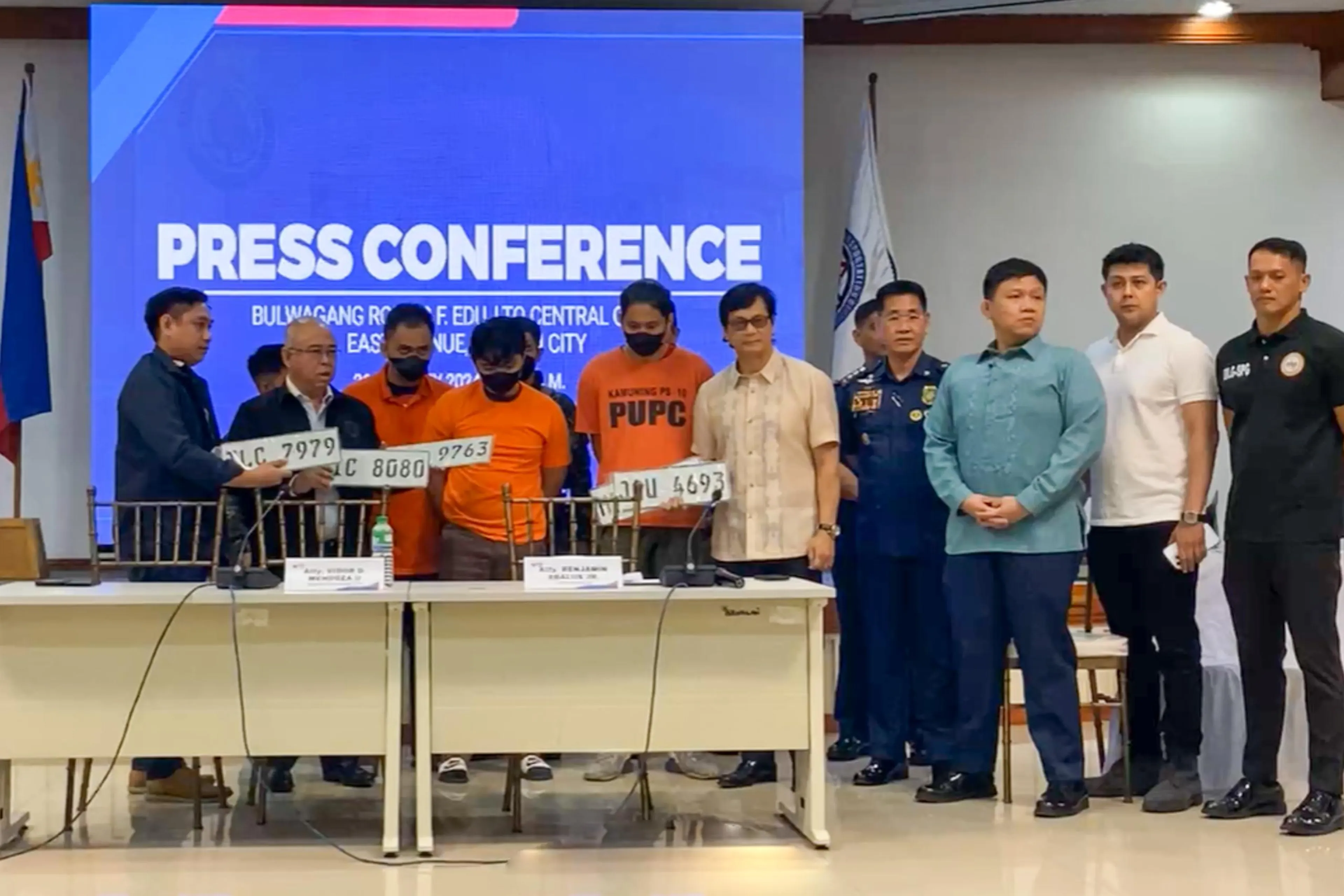 LTO employees caught making duplicate plates