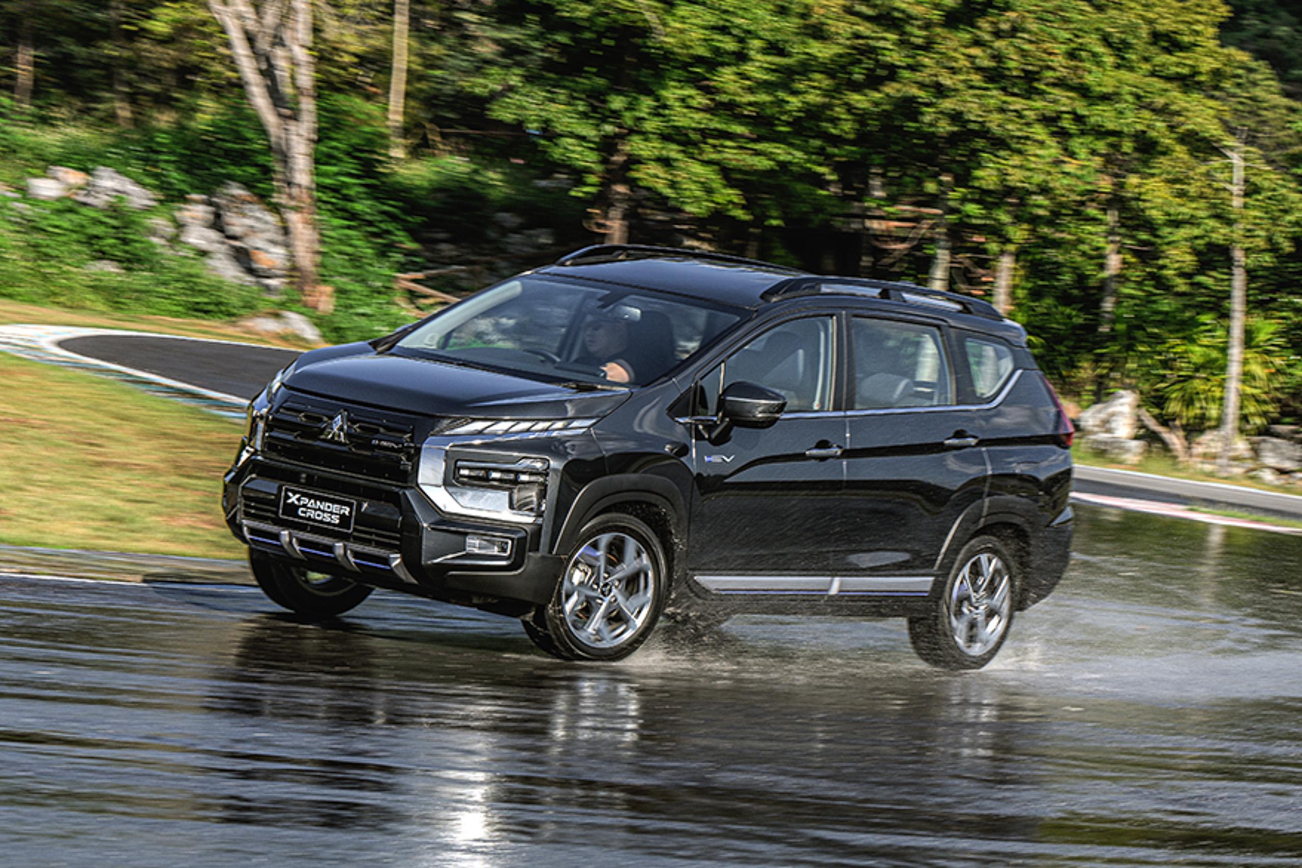 Mitsubishi reveals 2024 Xpander line with full hybrid