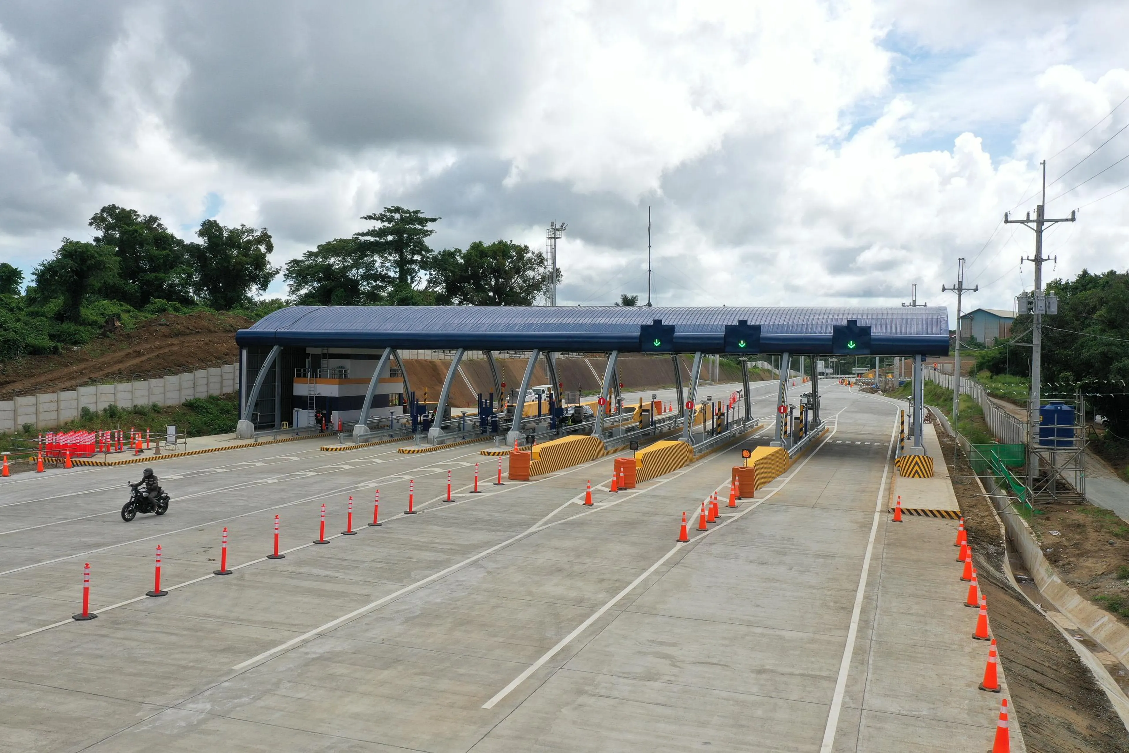 ICYMI: CALAX Silang Aguinaldo section no longer toll-free