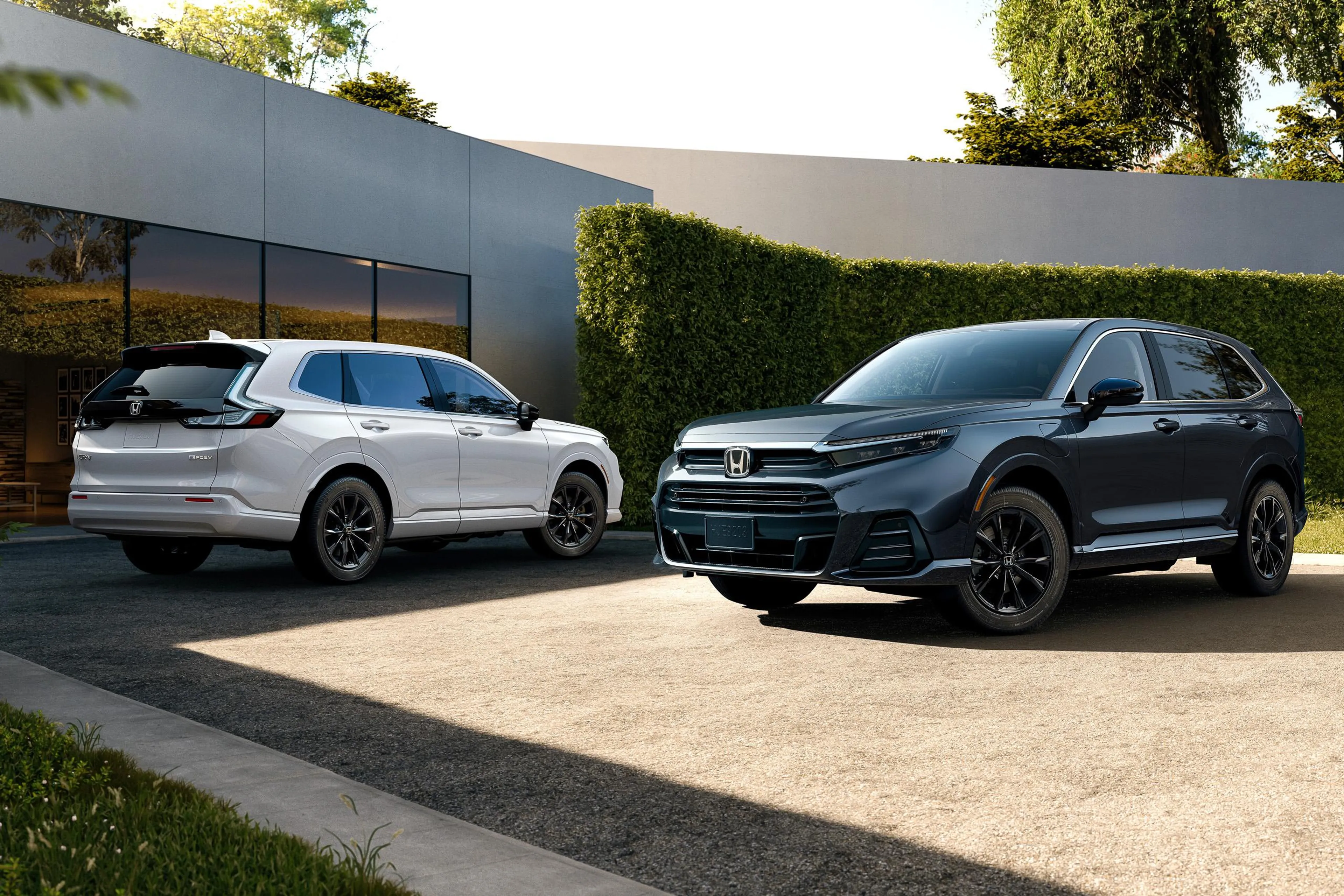 2025 Honda CR-V e:FCEV revealed as plug-in hydrogen EV