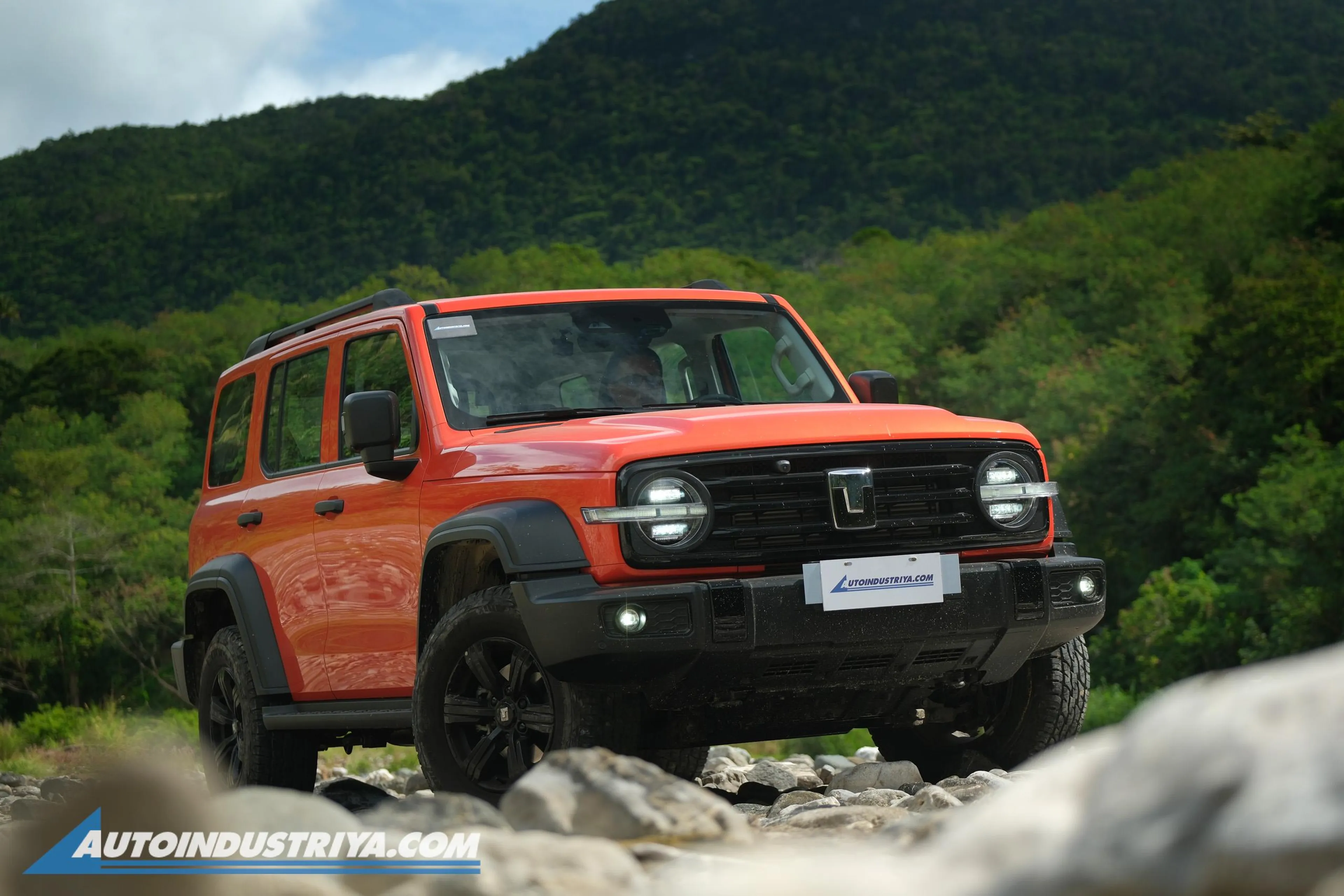 GWM Tank 300 2.0L Turbo AT