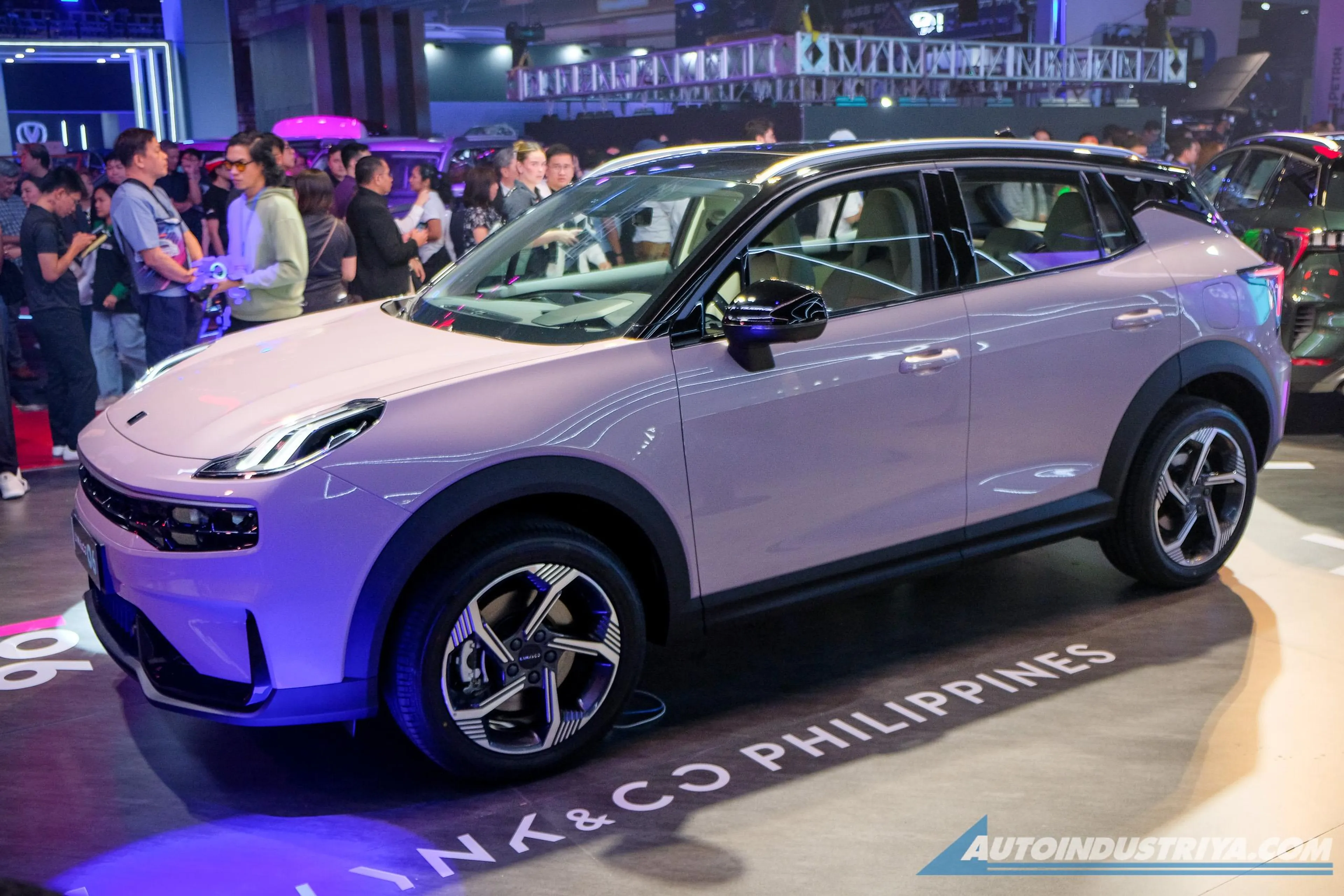 MIAS 2024: Lynk & Co 01 and 06 officially debut in PH