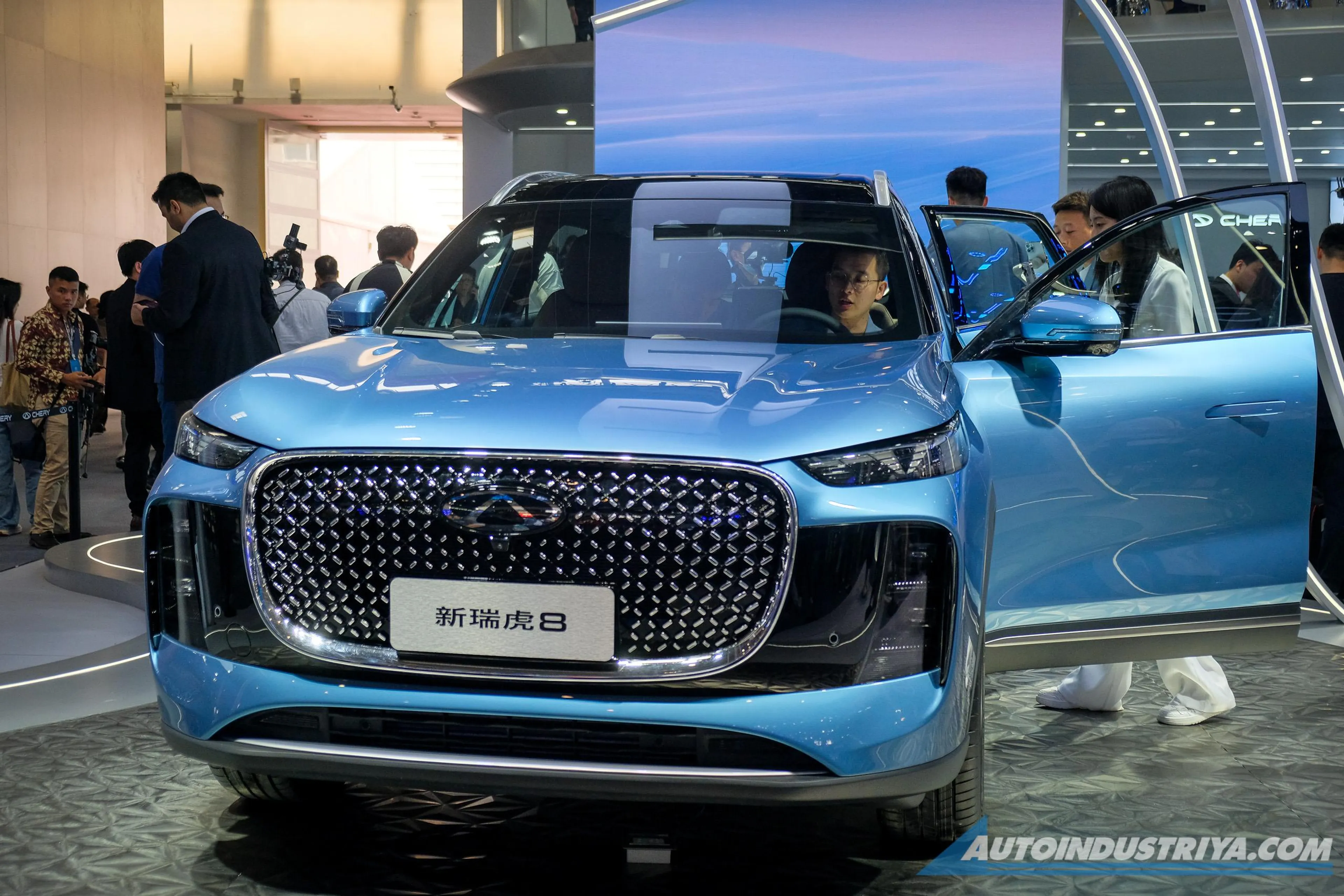 Auto China: 2025 Chery Tiggo 8 Pro looks like mini Tiggo 9