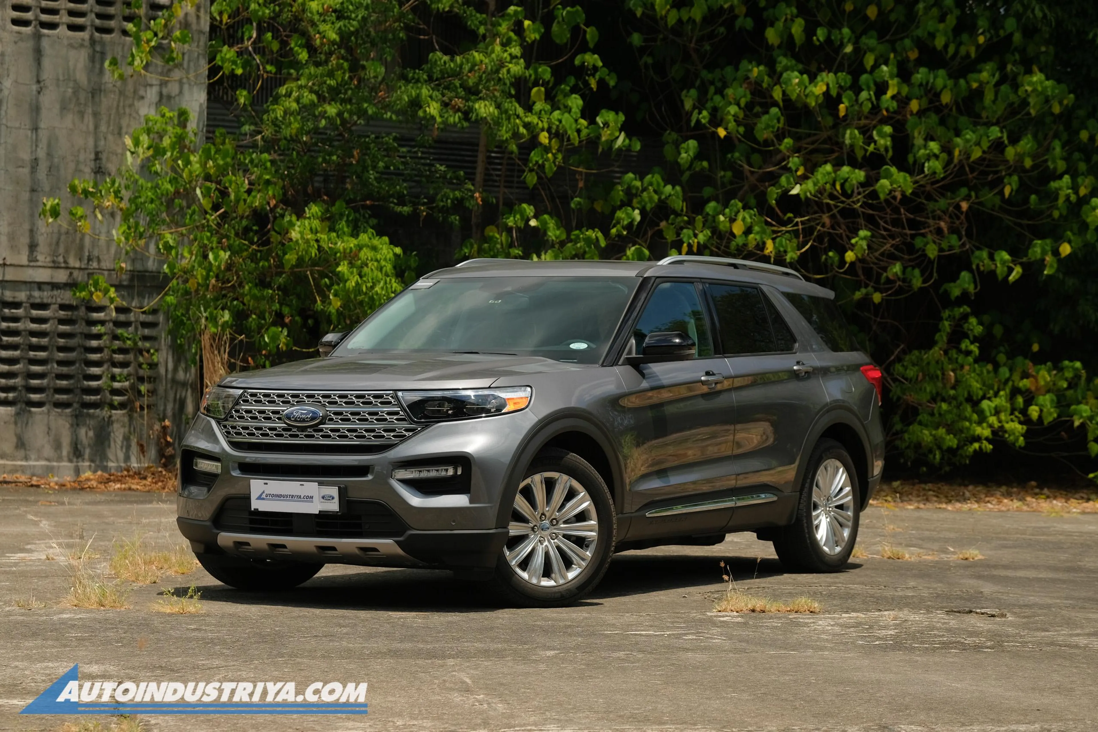 2024 Ford Explorer Limited 2.3L EcoBoost
