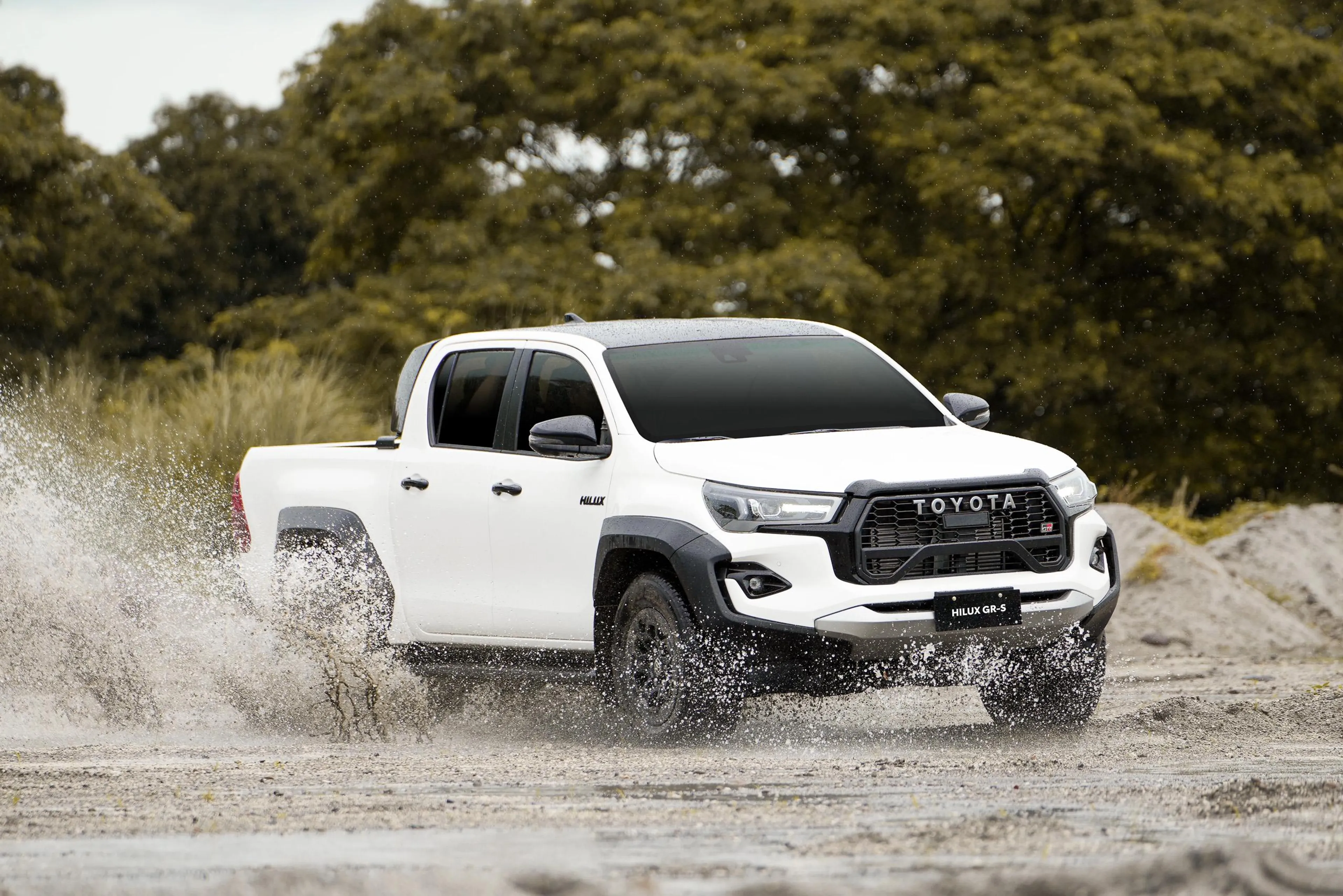 Toyota PH recalls certain Hilux GR-S models due to sports bar issue