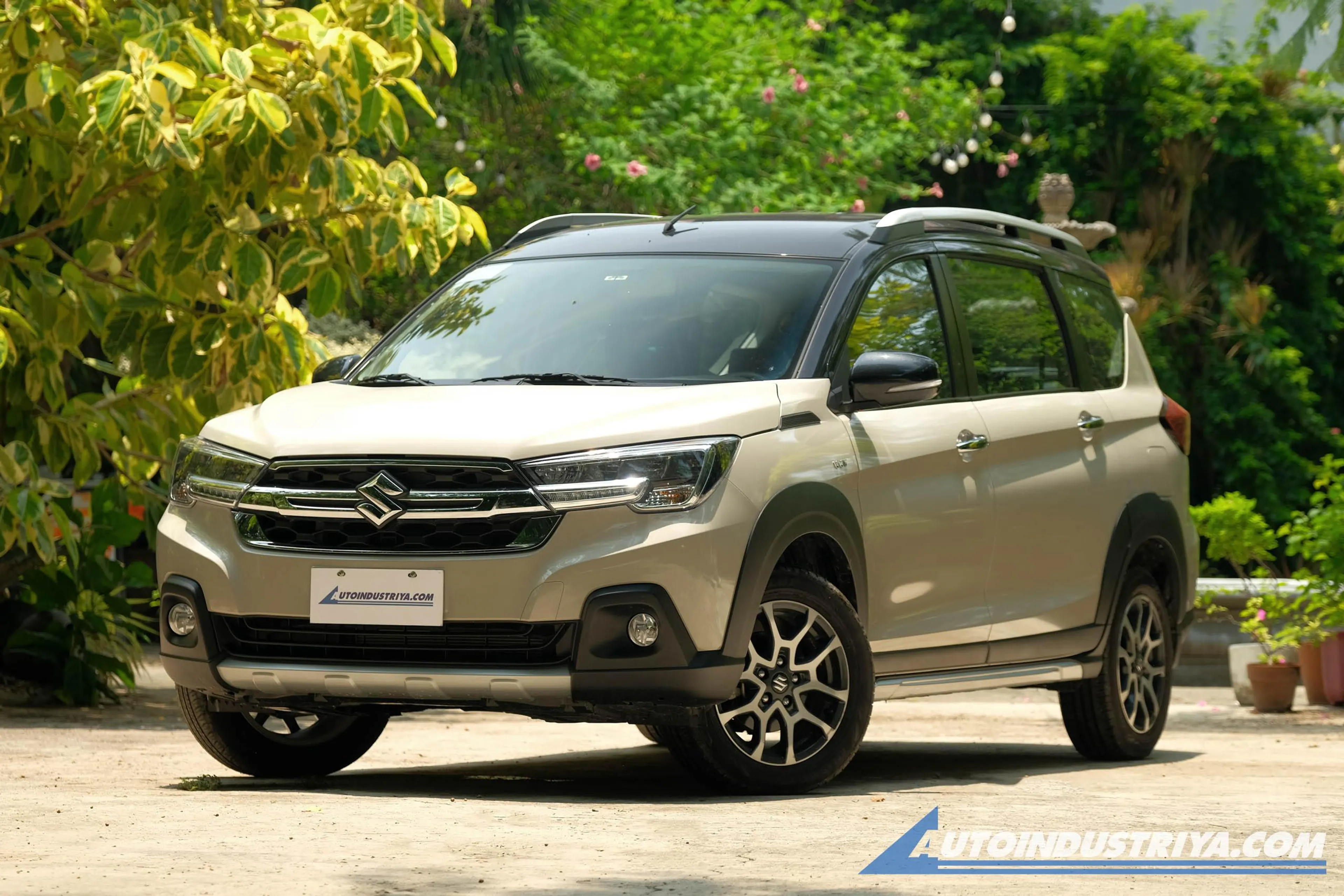 Versatility Enhanced: 2024 Suzuki XL7 Hybrid