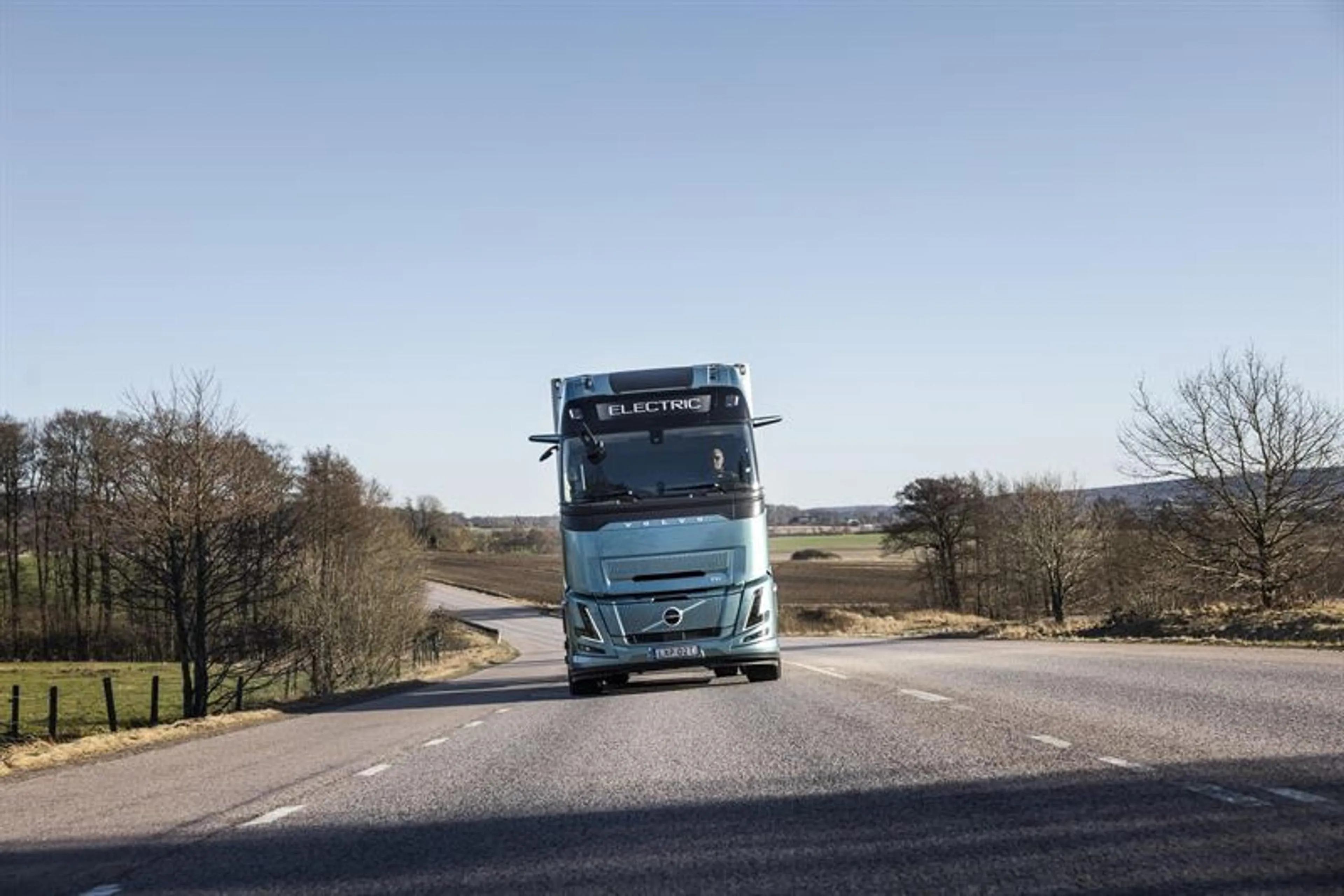 Volvo to launch an all-electric truck capable of covering 600 km